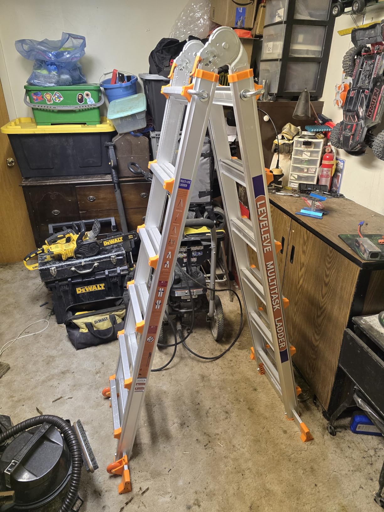 LEVELEVE 22FT Extension Ladder, A Frame 6 Step Ladder with Stabilizer Bar & Wheels, 330 lbs Security Load Multi Position Ladder for Stairs Home Indoor Outdoor Roof customer photo 1