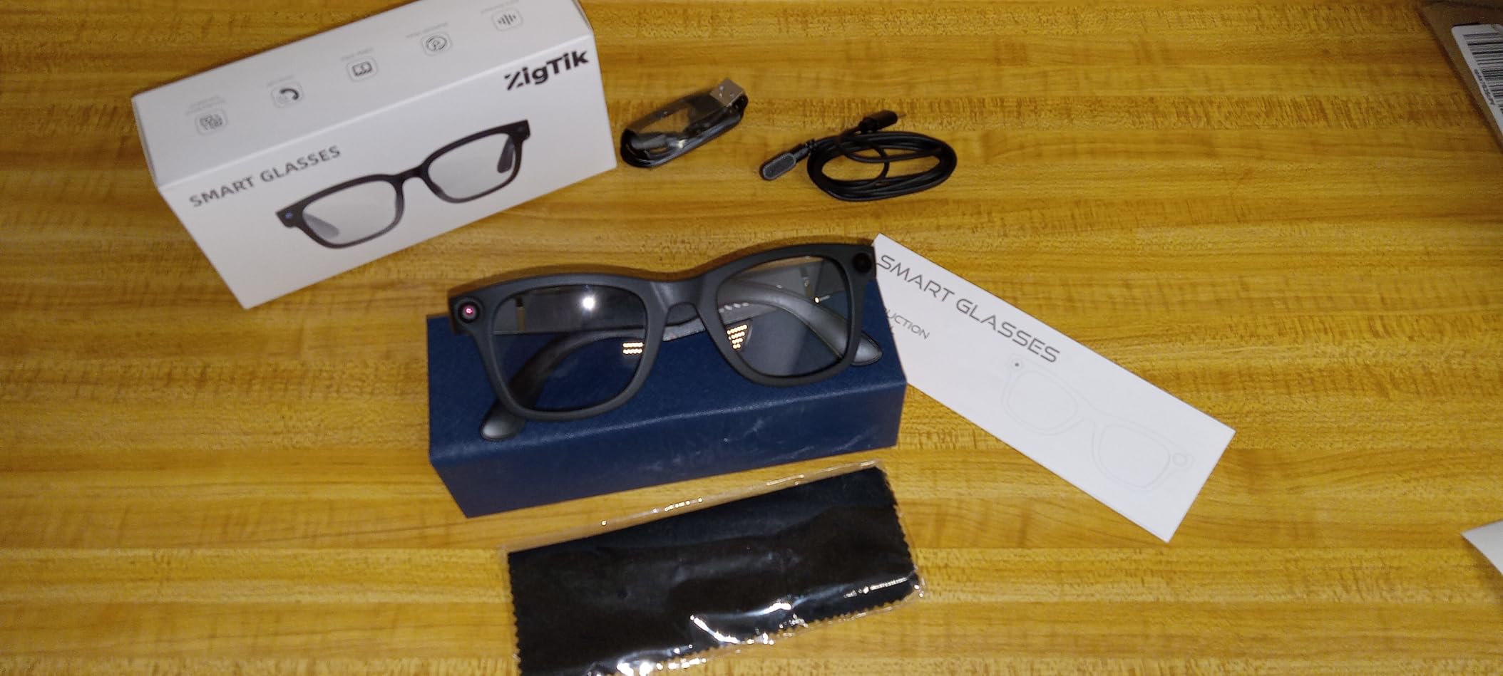 AI Smart Glasses with Camera - 1080P Video & 8MP Camera, Voice Control, Recording Glasses with AI Assistant, Object Recognition, for Travel, Conferences & Vlogging customer photo 1