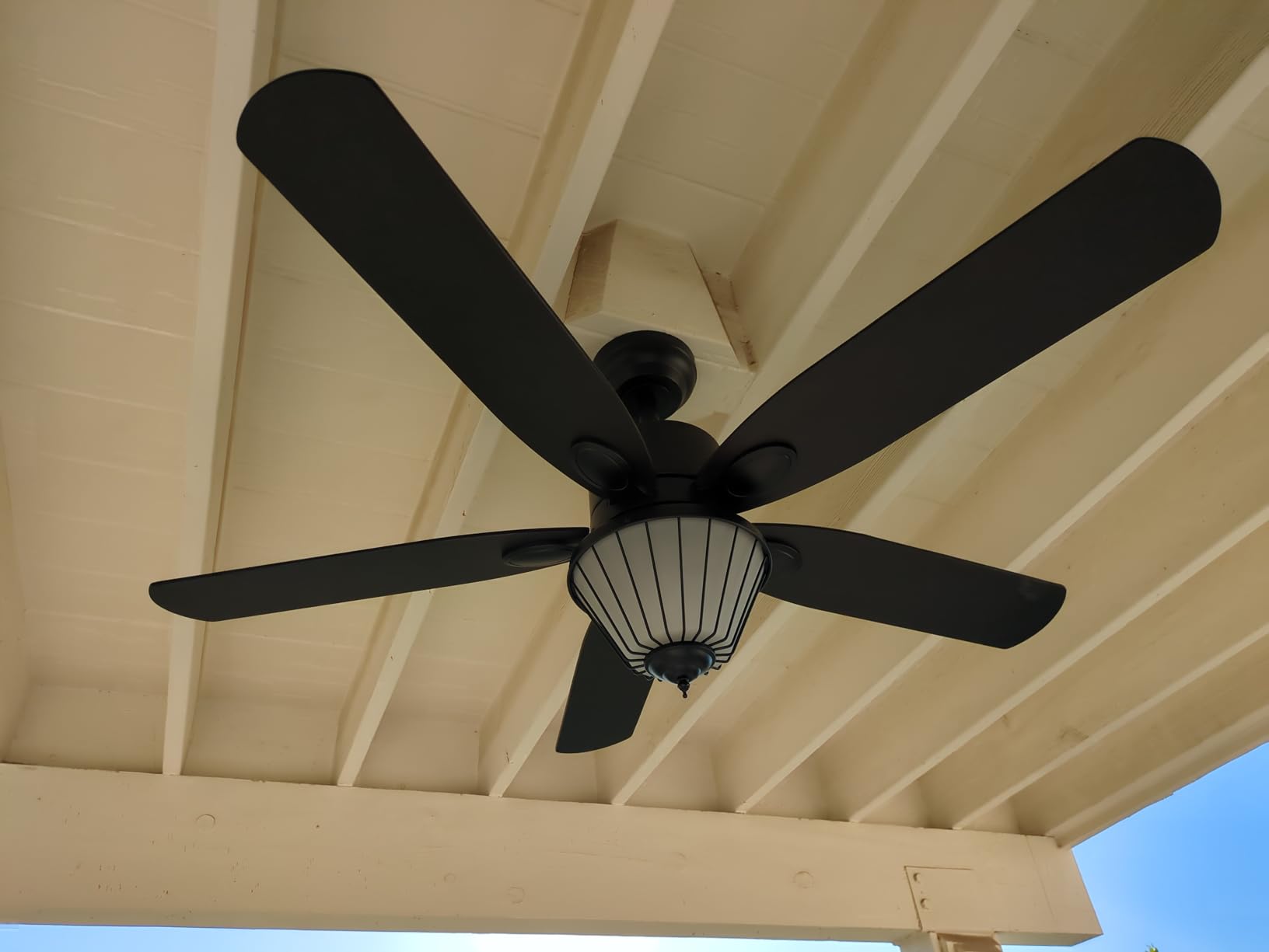 52 Inch Waterproof Outdoor Ceiling Fan with Lights, IP65 Waterproof, Remote Control, 6-Speed Quiet DC Motor, 5 Dual Finish Blades, Farmhouse Ceiling Fan for Patios Porch Pavilion customer photo 1
