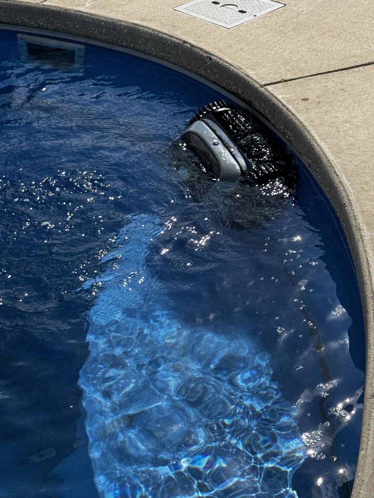 WYBOT C1 Robotic Pool Vacuum for Inground Pools, Cordless Pool Cleaner 4-in-1 Wall & Waterline Cleaning Up to 1,614sq.ft, 150mins Smart Navigation, App Support customer photo 1