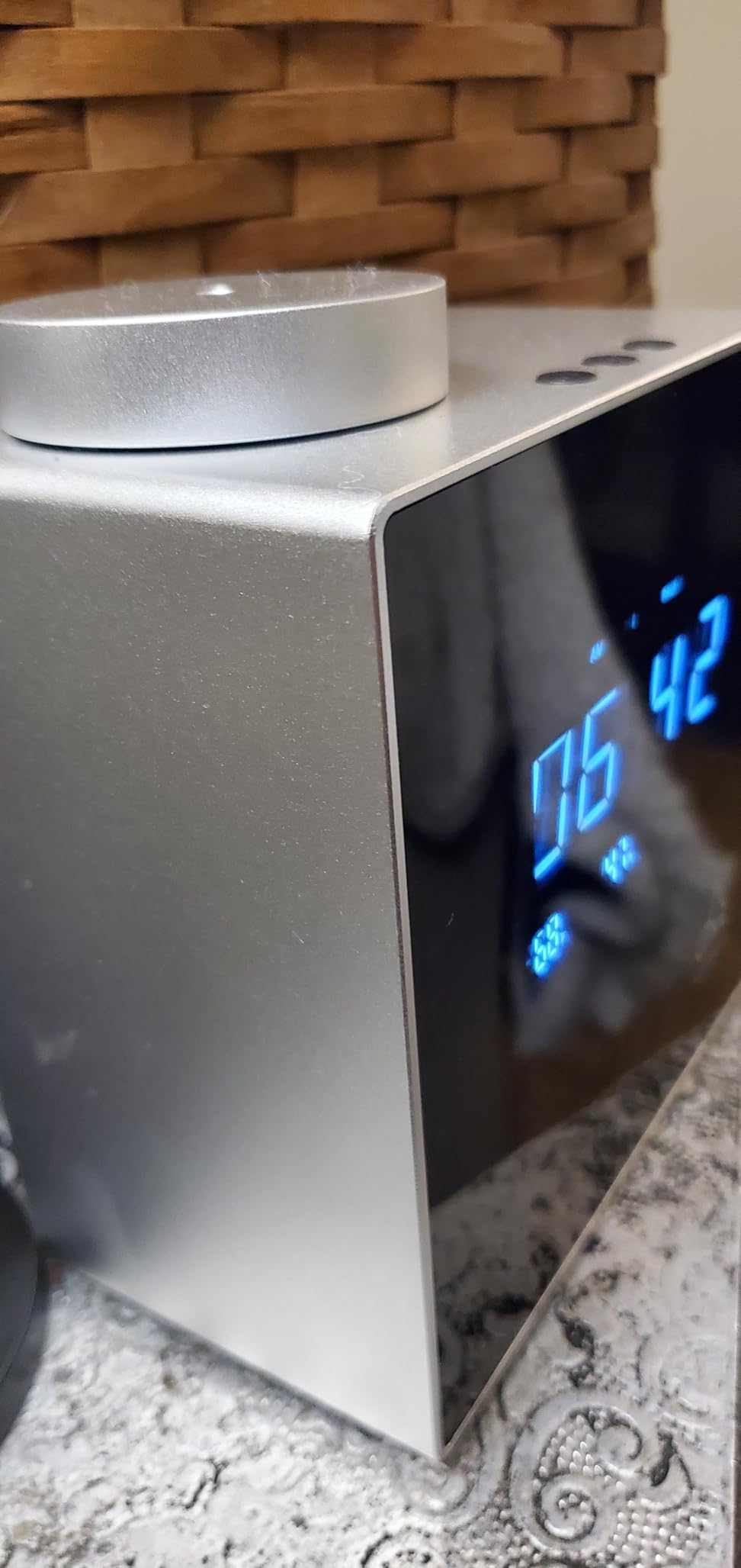 2026 Smart Waterless Diffuser, 2000 Sq.Ft Cold Air Scent Diffuser with Clock & Environmental Display customer photo 1