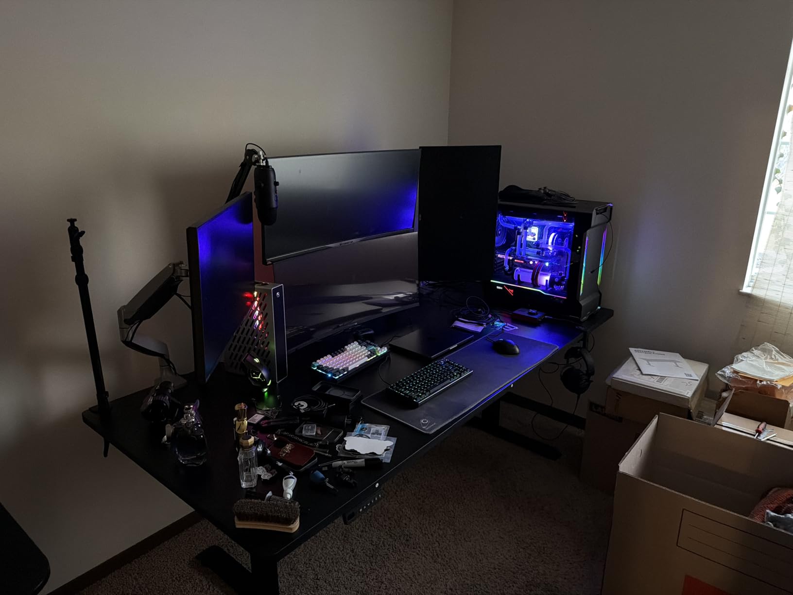 FEZIBO 83 Electric Standing Desk customer photo 2