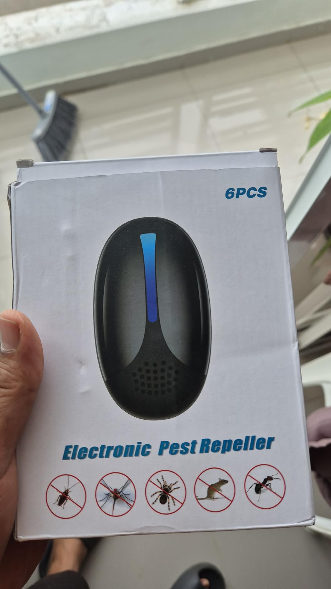 Upgraded Ultrasonic Repeller Pest Indoor, Mouse Traps Repellent Insect Plug in, Pest Control Ant,Roach,Rodent, Mouse, Bugs, Mosquito, Spider, for Home, Office, Warehouse 6 Packs, Black customer photo 2