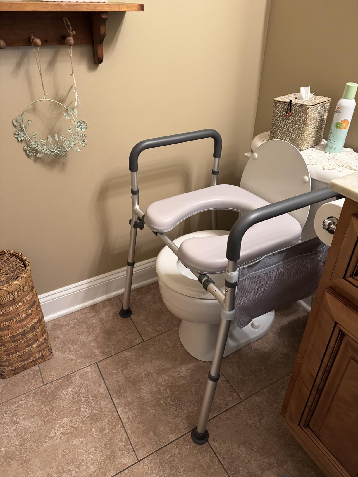 Soundfuse Toilet Seat Riser for Seniors, Raised Toilet Seat with Handles, Adjustable Height & Width, 400lb Handicap Elevated Toilet Seat, Fit Any Toilet customer photo 1
