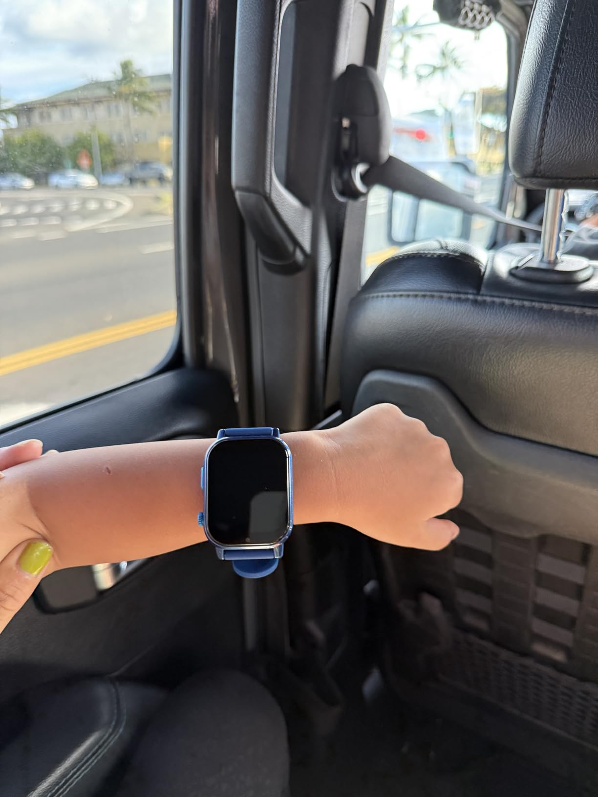 4G Kids Smart Watches Girls with GPS Tracker, Kids Cell Phone Watch with Video & Voice Calling Texting SOS Call Chat Camera Pedometer Alarm Calculator Games, Smart Watch for Girls Age 5-12 customer photo 1