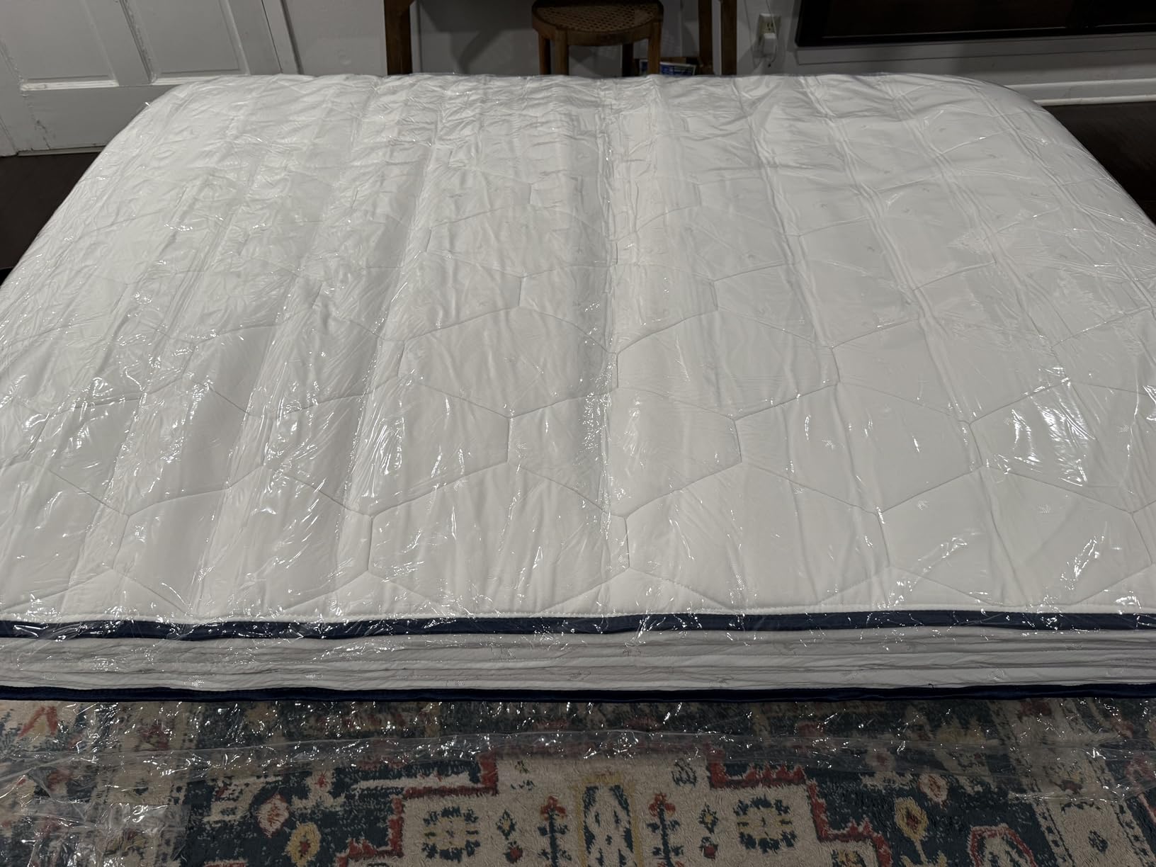 Novilla King Size Mattress 12 Inch, Hybrid Mattress with Zoned Pocketed Smart Coils, Hip & Lumbar Support, Motion Isolation Design, Medium Firm in a Box customer photo 1