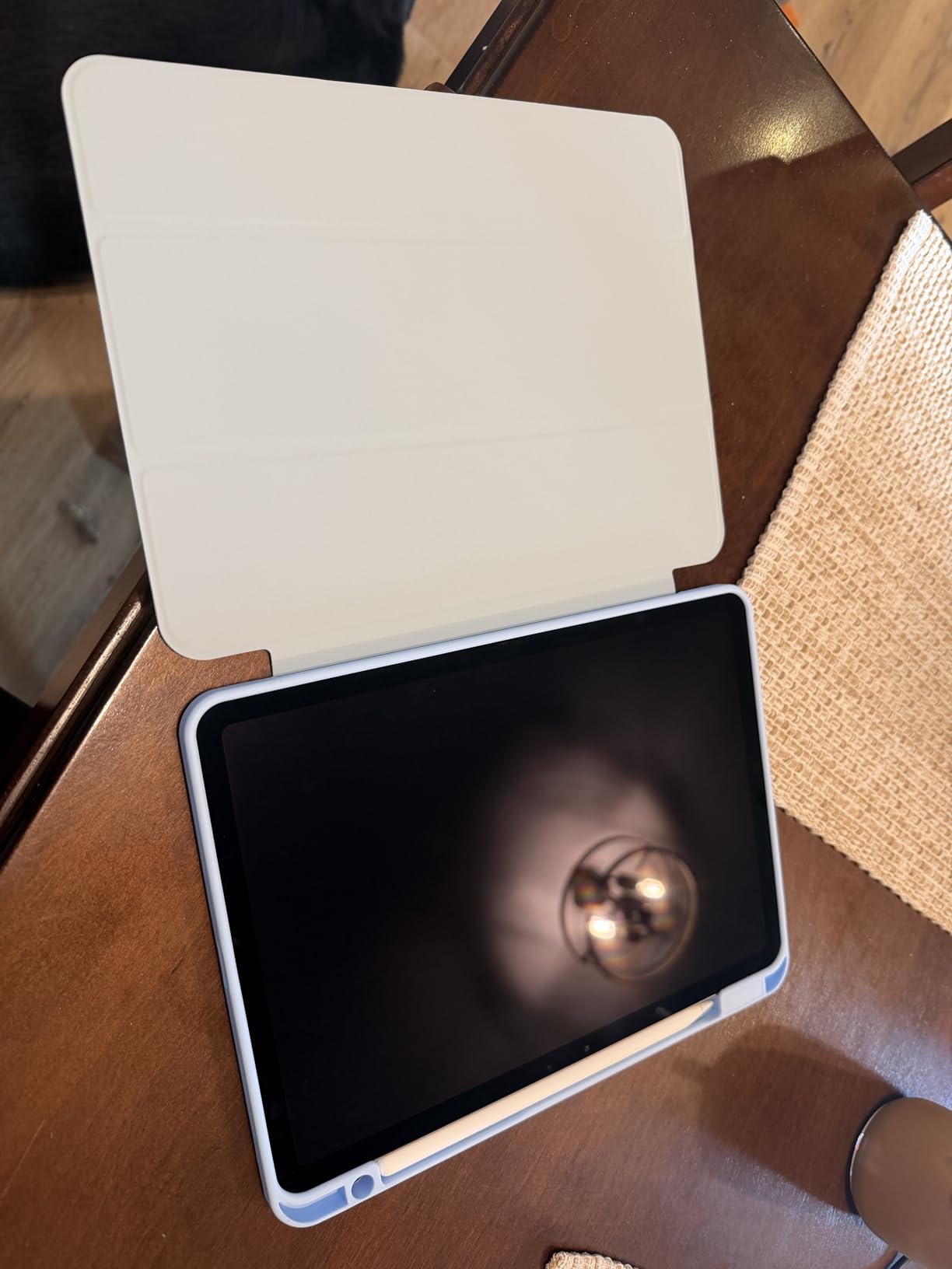 iPad Air 11-inch (M4): Liquid Retina Display, 256GB, 12MP Front/Back Camera, Wi-Fi 7 with Apple N1, Touch ID, All-Day Battery Life - Space Gray customer photo 1