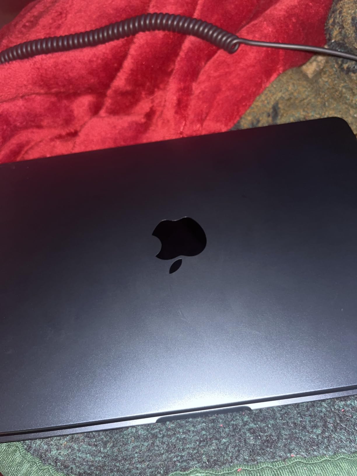 Apple 2026 MacBook Air 13-inch Laptop with M5 chip: Built for AI, 13.6-inch Liquid Retina Display, 16GB Unified Memory, 512GB SSD, 12MP Center Stage Camera, Touch ID, Wi-Fi 7; Midnight customer photo 2