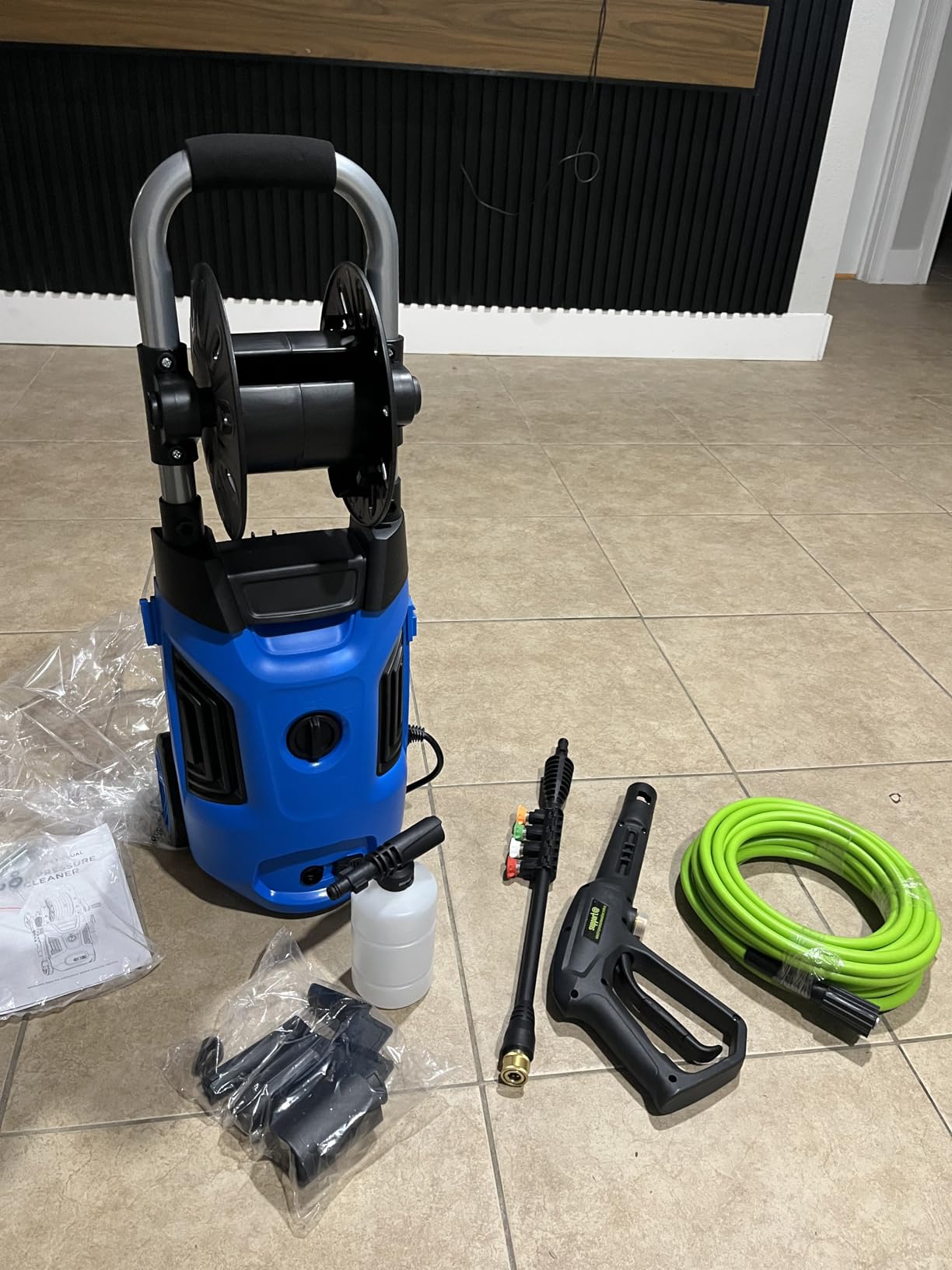 4200PSI Gas Pressure Washer 4.0GPM Gas Power Washer 212CC Gas Powered Washing Machine Commercial High Pressure Washer with 32ft Hose&5 Nozzles for Patio Garden Yard Vehicle,EPA/CARB/ETL (Black) customer photo 1