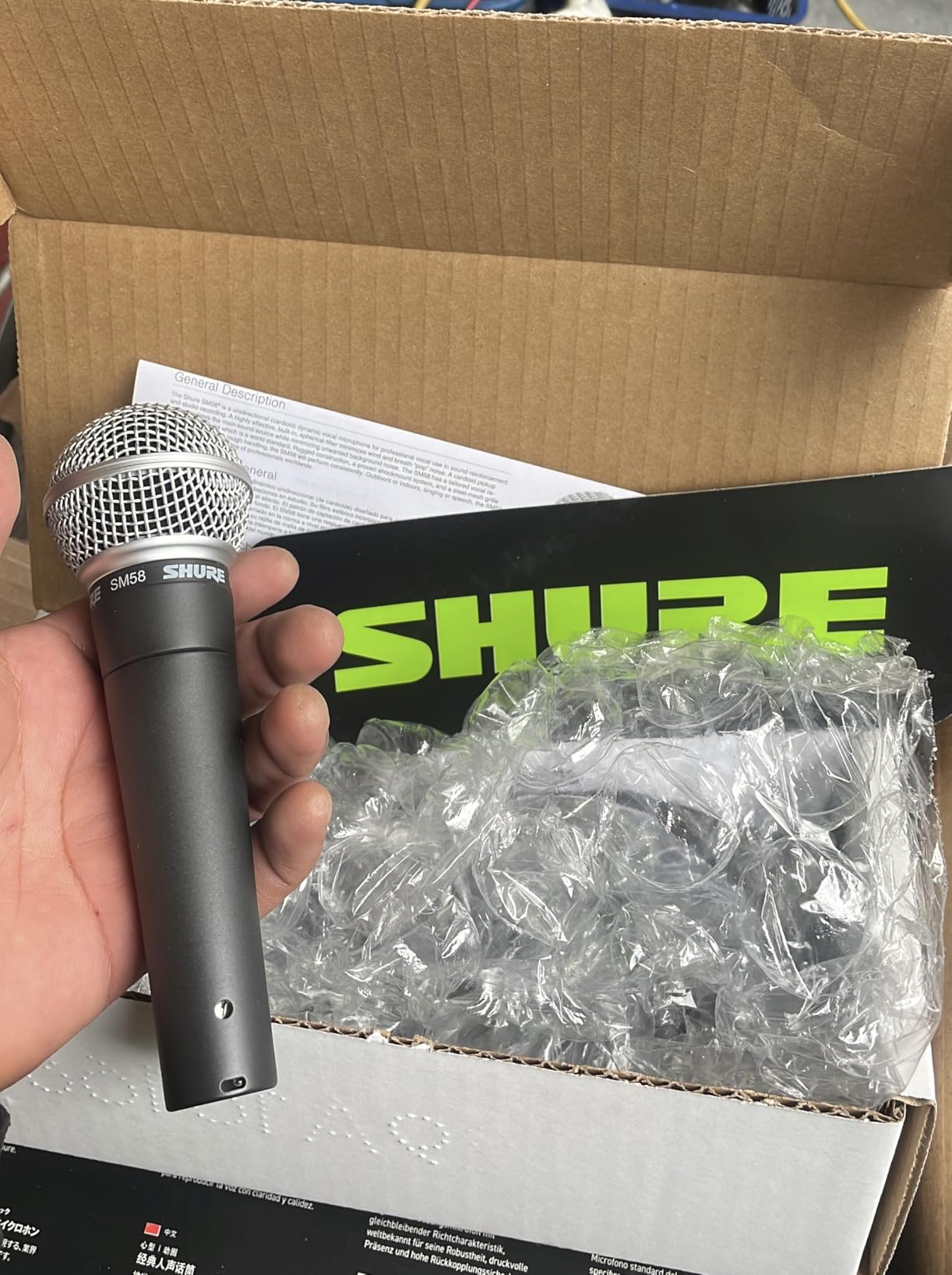Shure SM58-LC Dynamic Vocal Microphone - Professional Handheld Cardioid XLR Mic for Podcast & Broadcast customer photo 1