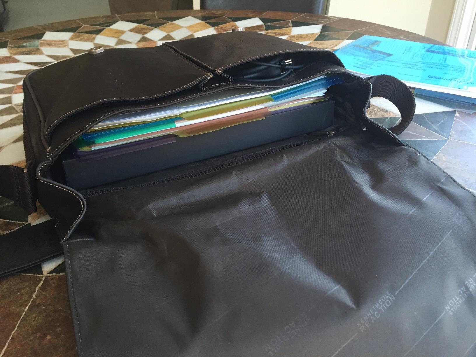 Kenneth Cole REACTION Colombian Leather Slim Single Compartment Messenger Bag customer photo 1