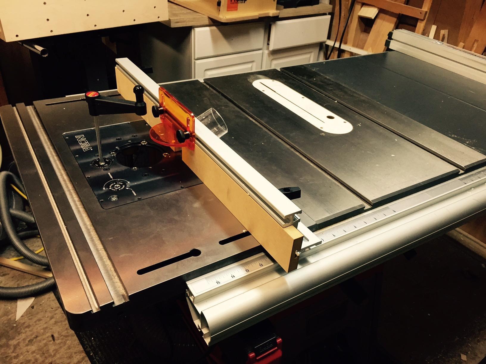 Bench Dog ProMAX Router Table, Fence w/ Plate (40-120)- Router Fence for Combining w/ Router Lift - ProMAX Includes Cast-Iron Top, Bench Dog's 28