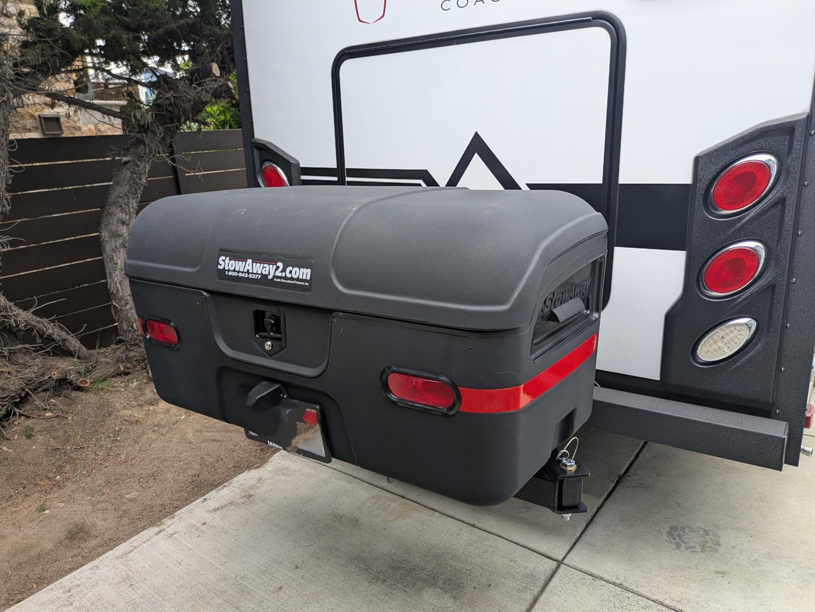 StowAway Max Hitch Cargo Box with Swingaway Frame | Ivory customer photo 1