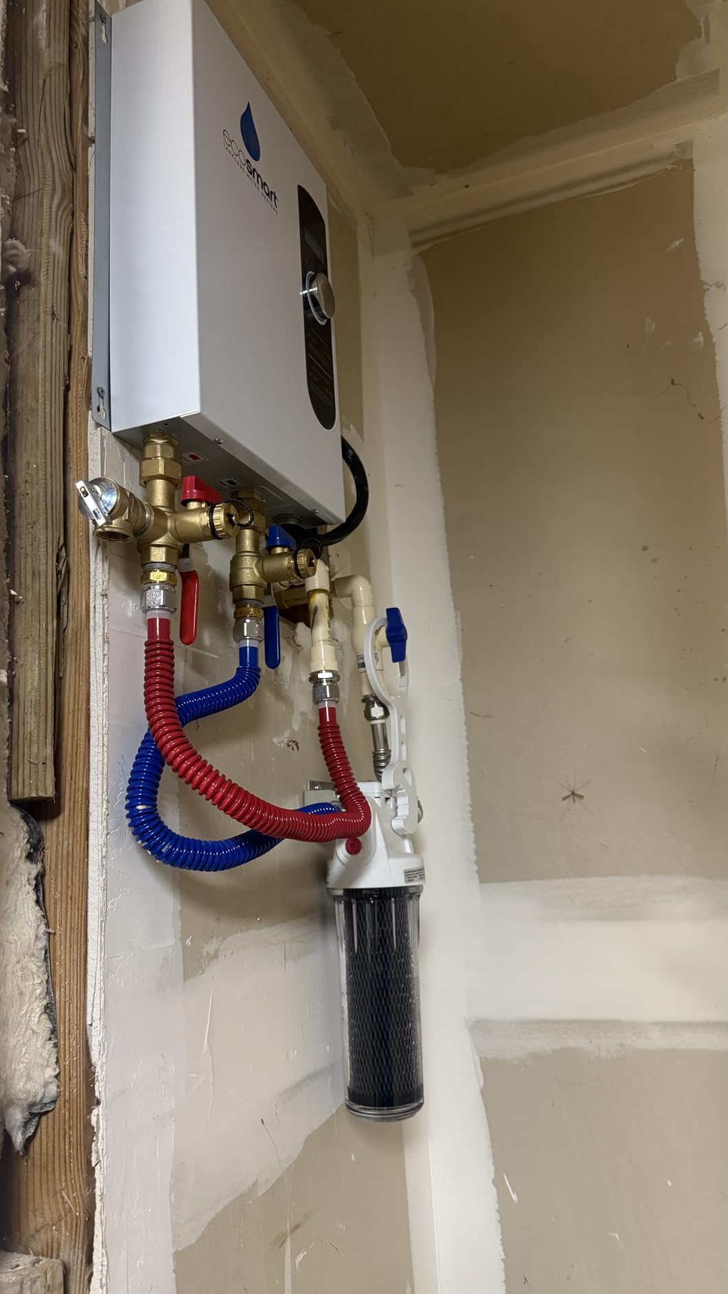 EcoSmart ECO 18 Electric Tankless Water Heater, 18 KW at 240 Volts with Patented Self Modulating Technology , 17 x 14 x 3.5, White customer photo 2