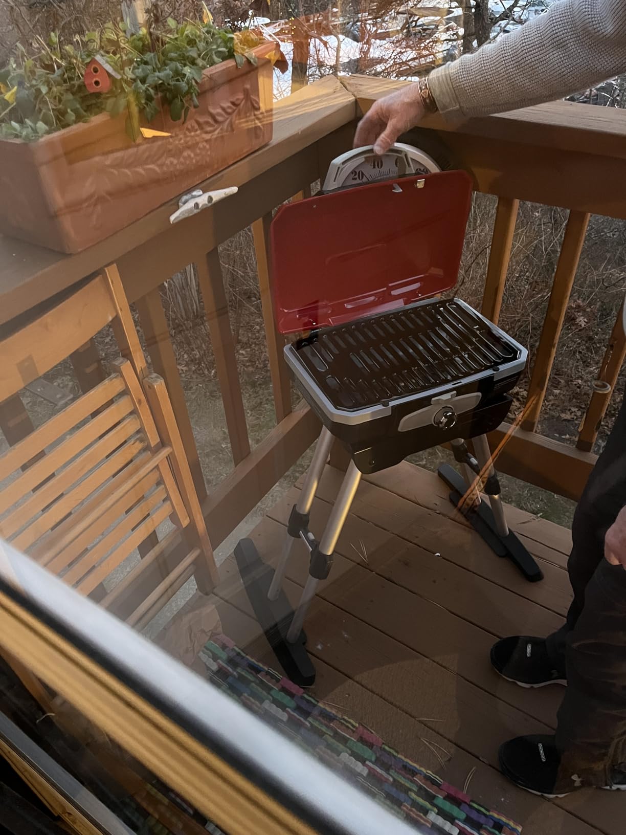 Cuisinart Petite Gourmet Portable Gas Grill with VersaStand customer photo 2