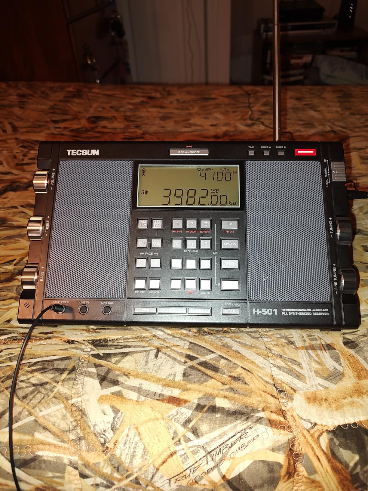 Tecsun H501 Digital Worldband AM/FM Shortwave Longwave Radio with SSB Reception, Dual Speakers, & MP3 Player, Matte Black customer photo 2