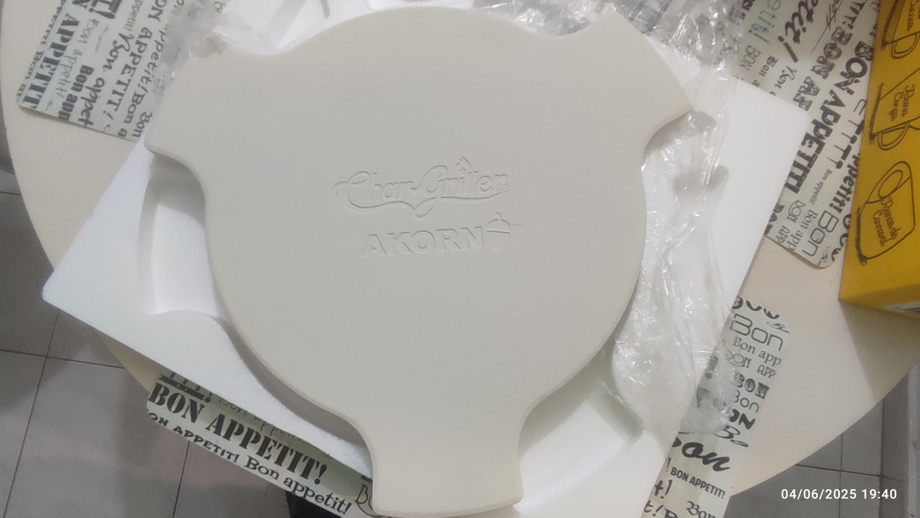 Char-Griller 6201 AKORN Kamado Grill Smokin' Stone, Ivory customer photo 1