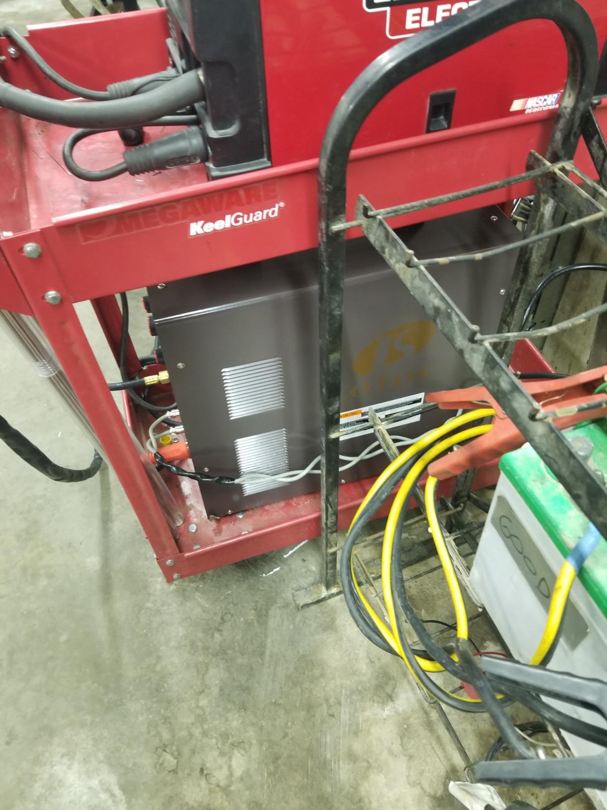 LOTOS TIG200ACDC 200A AC/DC Aluminum Tig Welder with DC Stick/Arc Welder, Square Wave Inverter with Foot Pedal and Argon Regulator 110/220V Dual Voltage customer photo 2