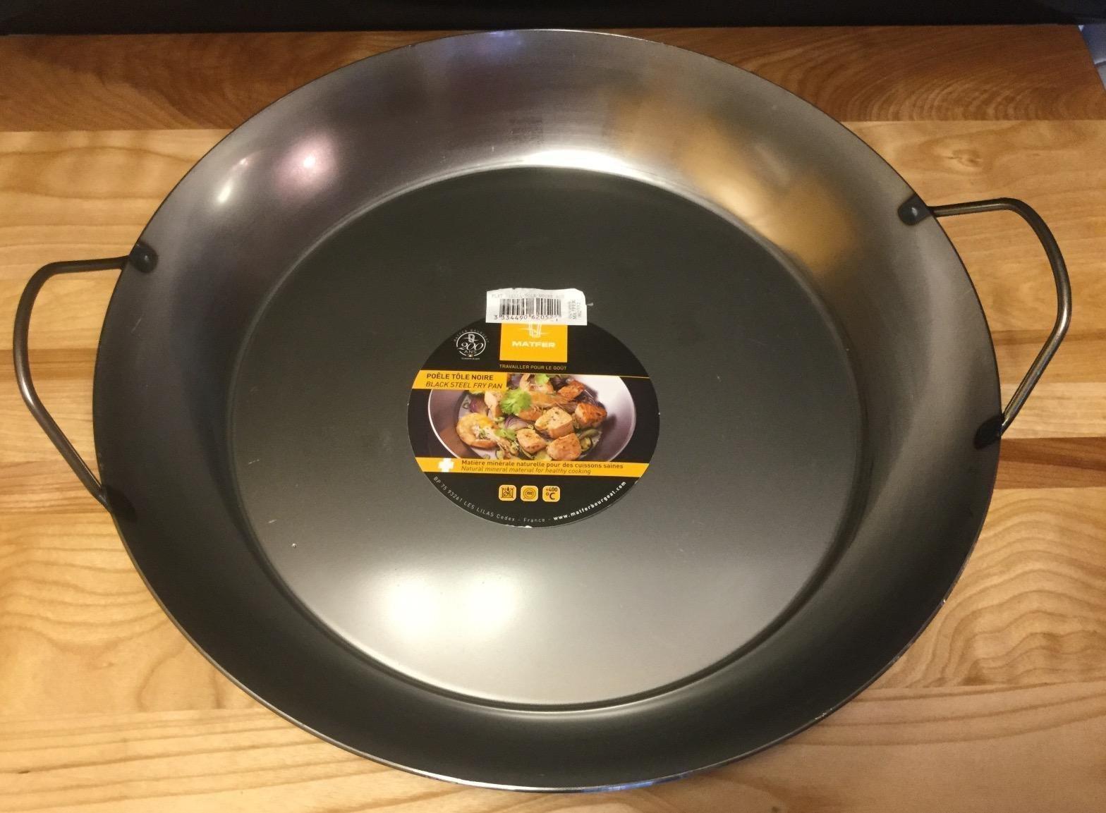 Matfer Bourgeat Black Carbon Steel Paella Pan, 15 1/2