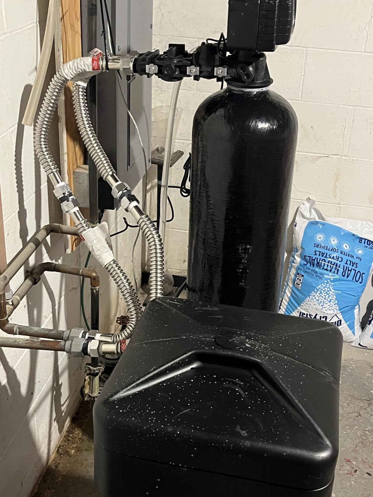 Fleck 5600 SXT Whole House Water Softener 32,000 Grains Ships Loaded With Resin In Tank customer photo 2
