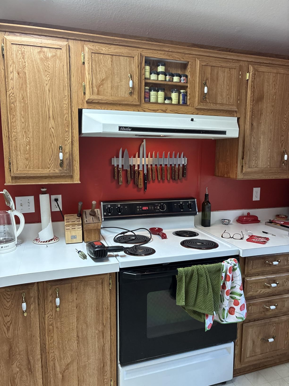 Modern Innovations 16 Inch Stainless Steel Magnetic Knife Bar with Multi-Purpose Functionality as a Knife Holder, Knife Strip, Magnetic Tool Organizer, Art Supply Organizer & Home Organizer customer photo 2