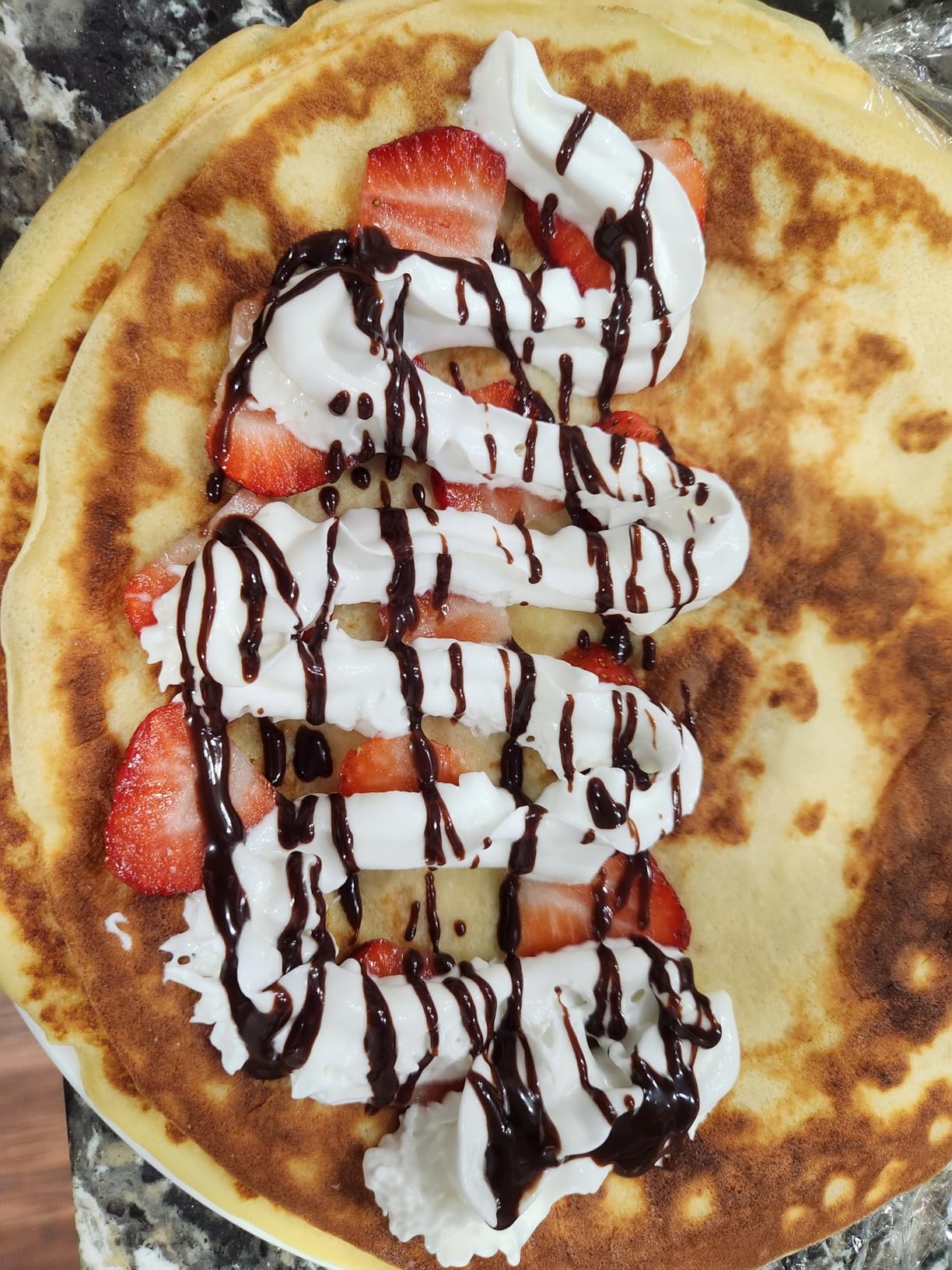 Health and Home No Edge Crepe Maker - 13 Inch Crepe Maker & Electric Griddle - Non-stick Pancake Maker customer photo 2