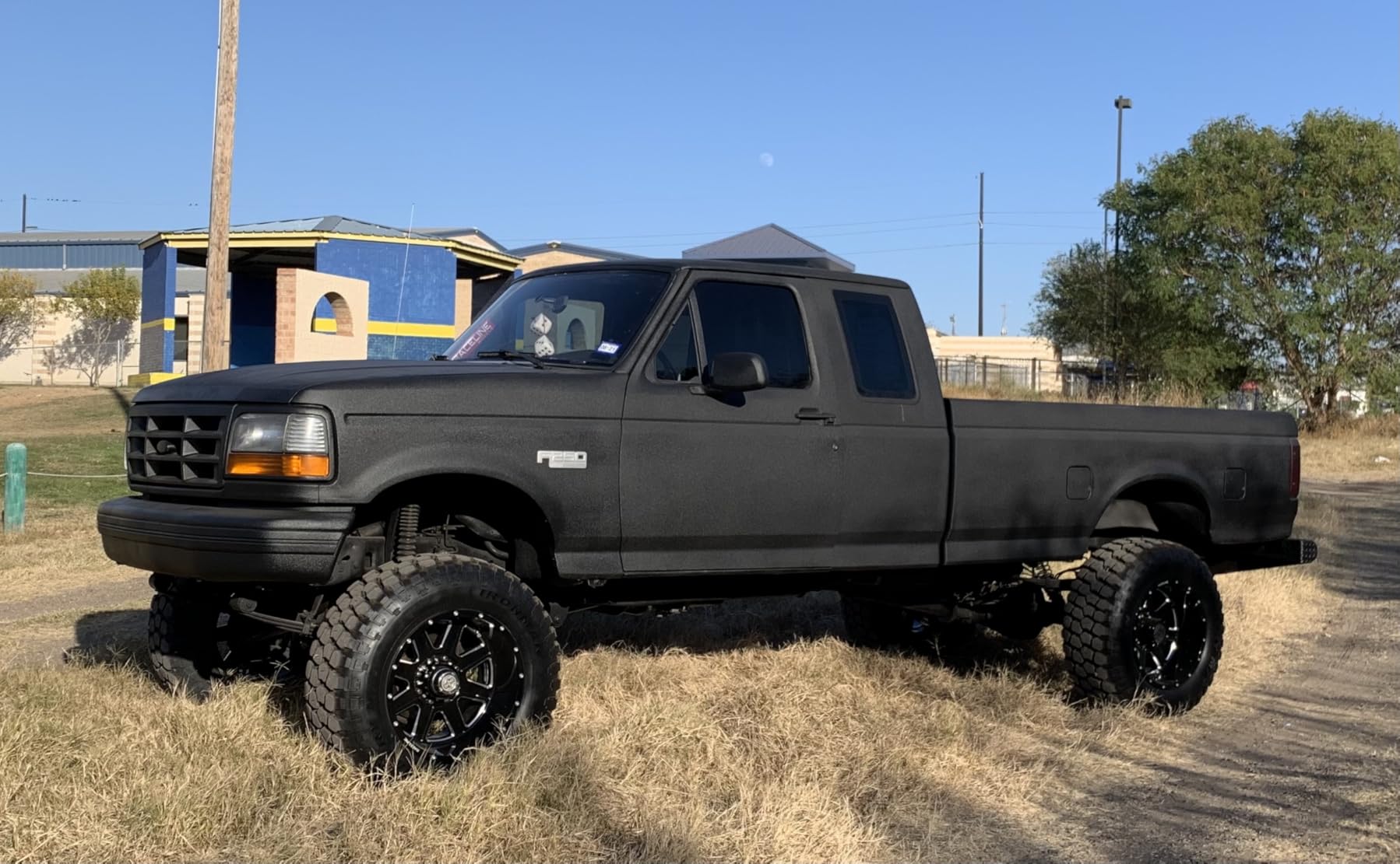 Raptor Black Urethane Spray-On Truck Bed Liner Kit, Protective Paint With Spray Gun, For Tailgates & Trucks, 6 Quart Kit customer photo 1