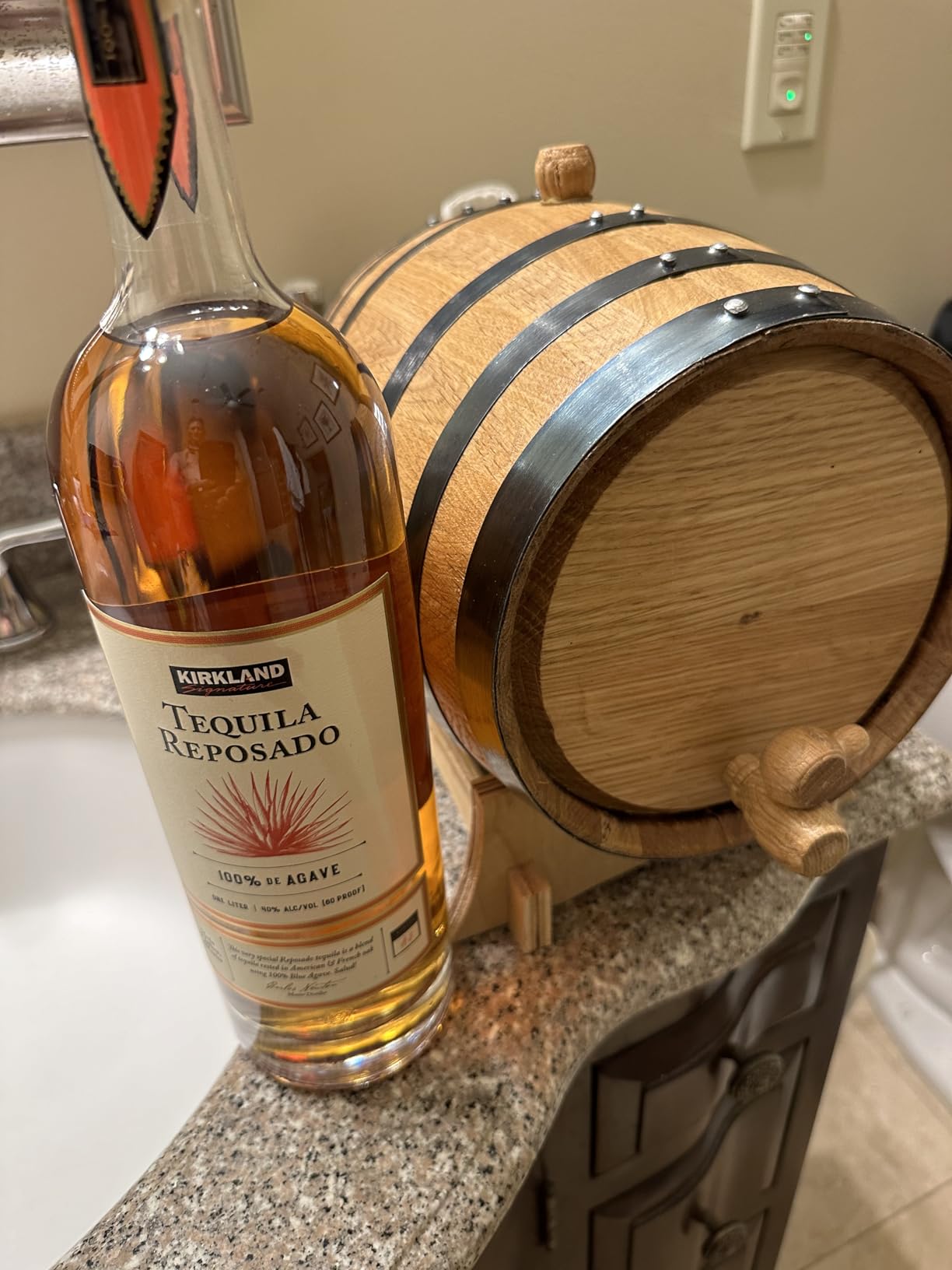 1 Liter Oak Aging Barrel with Wood Stand, Bung & Spigot - Mini Whiskey Barrels for The Home Alcohol Distiller, Moonshiner & Winemaker - Age Cocktails, Bourbon, Whisky, Tequila, Rum, Mead Wine (1L) customer photo 2