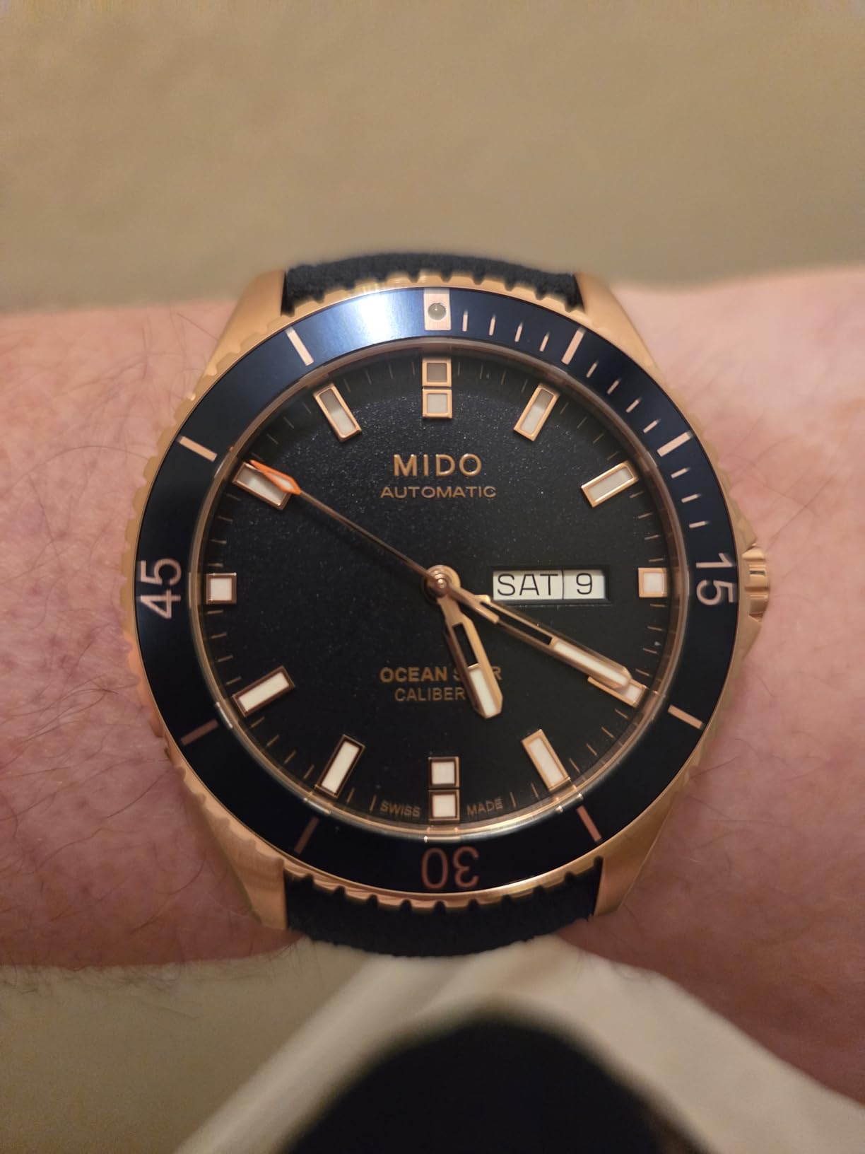 Mido Ocean Star 200 - Swiss Automatic Watch for Men - 42.5mm Stainless Steel Case - Day/Date Calendar - Rotating Bezel - 200m Water Resistance customer photo 2