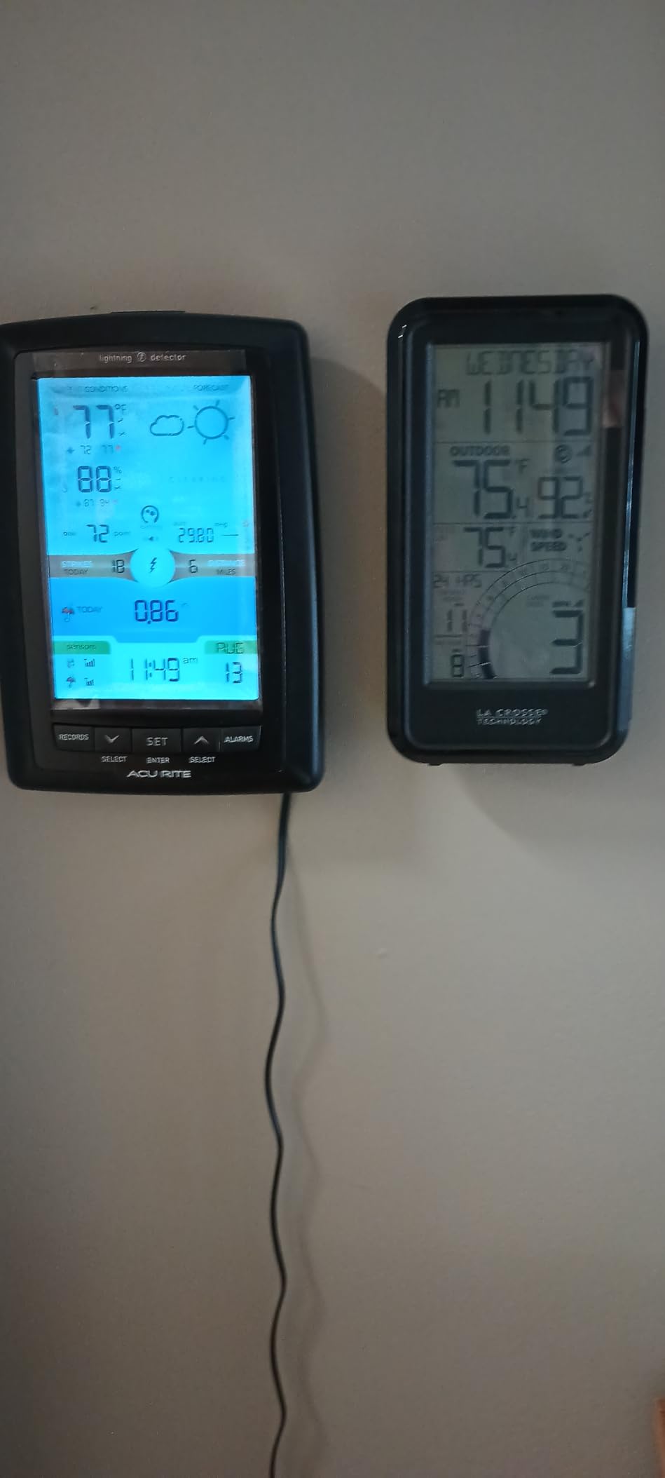 AcuRite Weather Station Rain Gauge, Lightning Detector, Color Display customer photo 1
