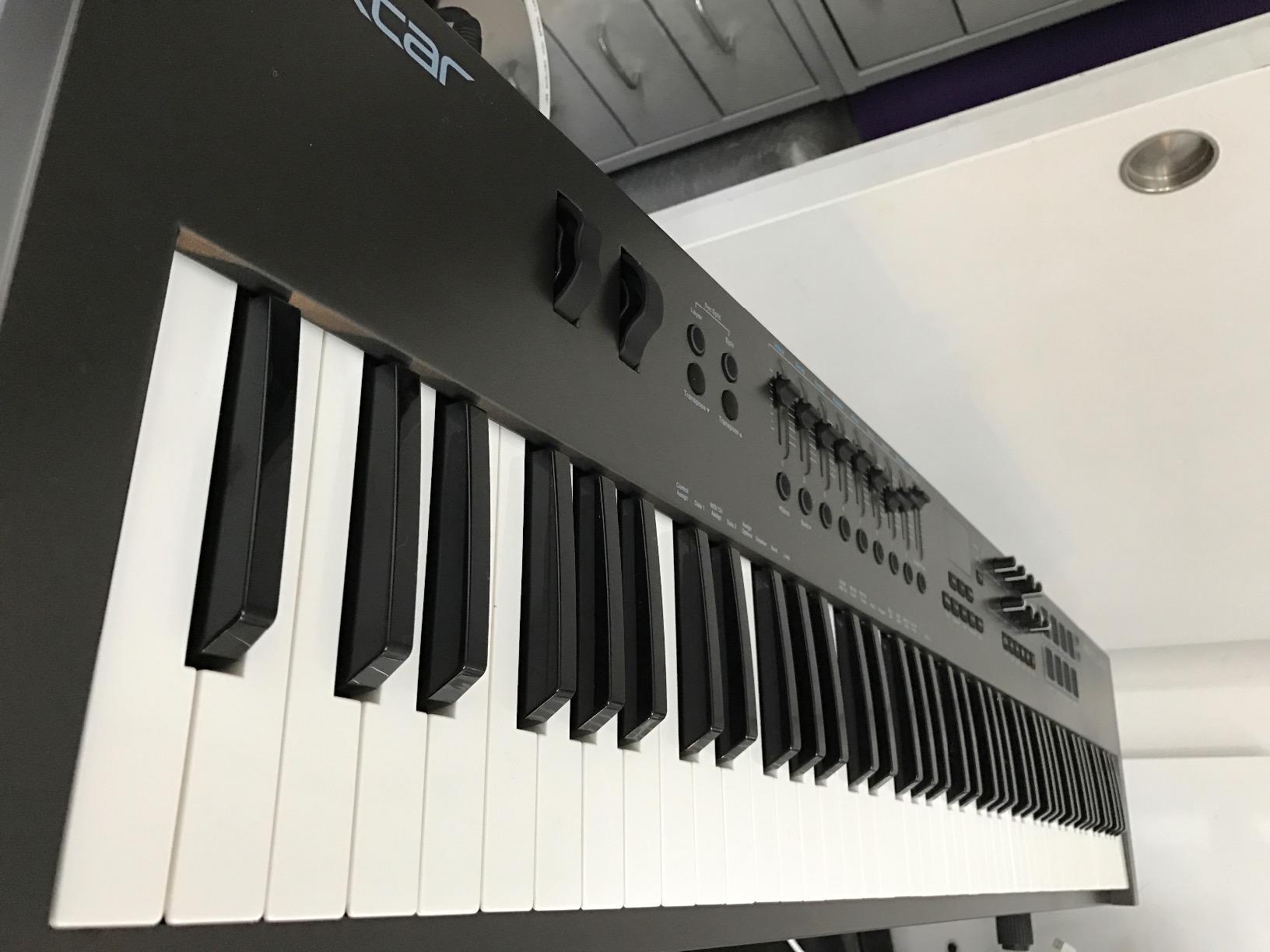 Nektar Impact LX88+ | USB MIDI Controller Keyboard with Nektar DAW Integration Dark Grey customer photo 1