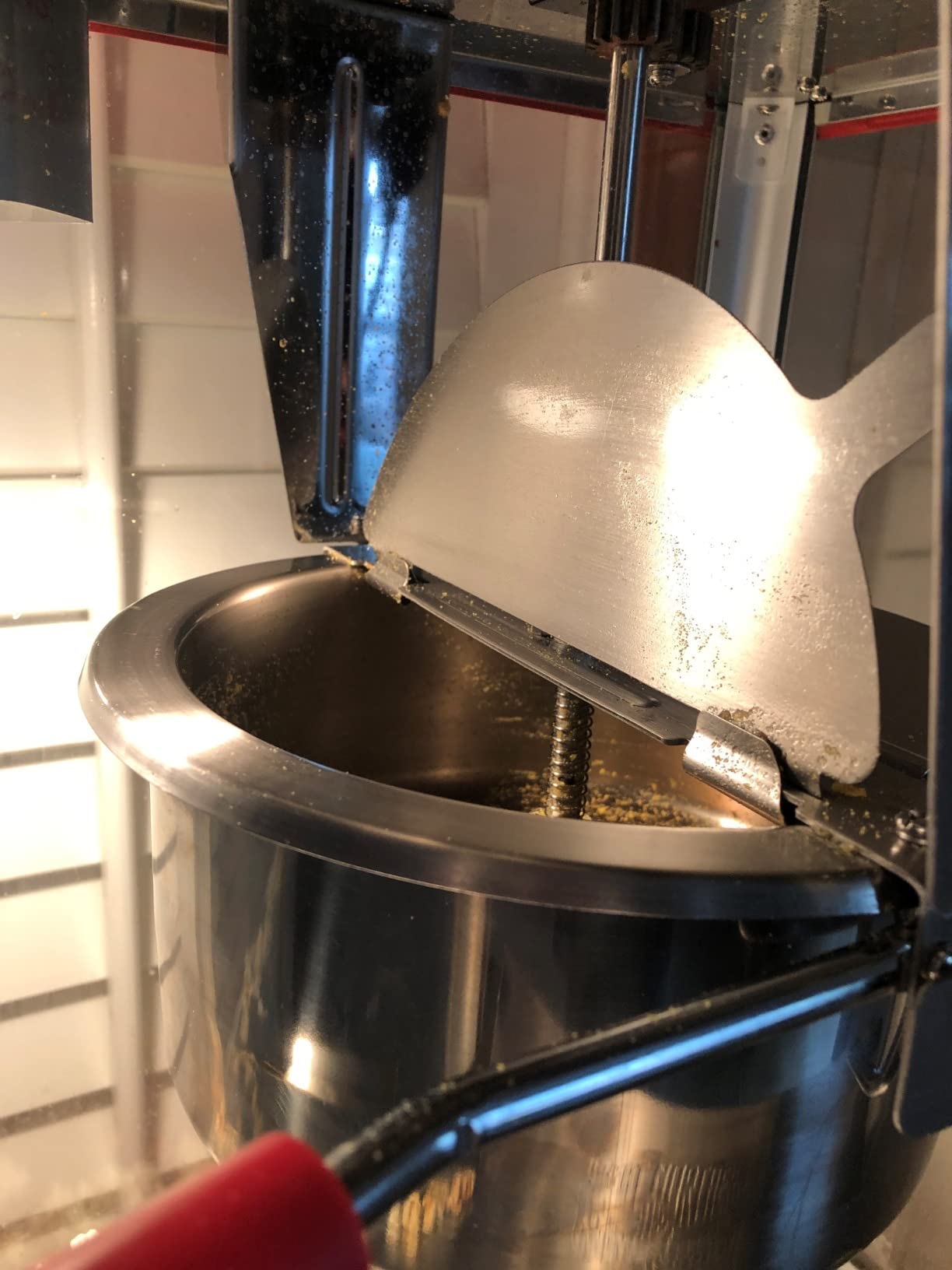 Great Northern Popcorn Company 5995 10 oz. Perfect Popper Popcorn Machine with Cart - Red (5995 GNP Red 10oz. Full) customer photo 2