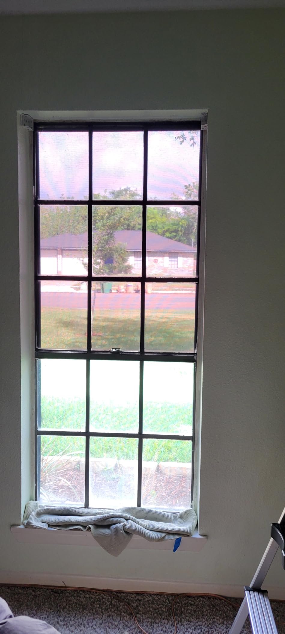 BDF NA05 Window Film Daytime Privacy and Sun Control Natural Black 5 (Very Dark) - 36in X 12ft customer photo 2