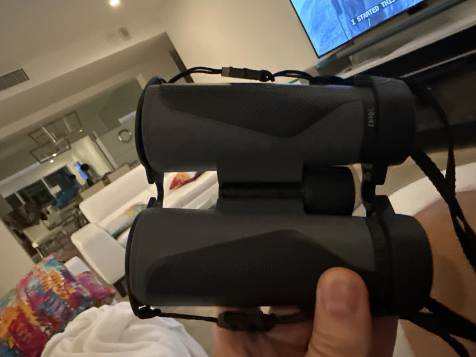 ZEISS Terra ED Binoculars 8x42 Waterproof, Fast Focusing with Coated Glass for Bird Watching customer photo 2