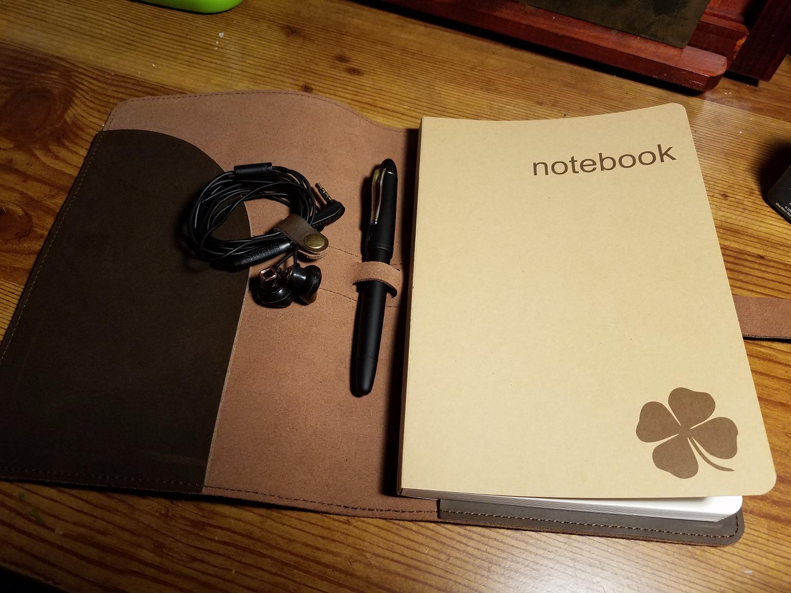 le vent Refillable Genuine Leather Journal for Women & Men - 5x8 Notebook for Work, 200+200 Lay-Flat Pages (Lined & Blank) - A5 Brown Vintage Diary Cover - Handmade for Travel, Business and Gifts customer photo 2