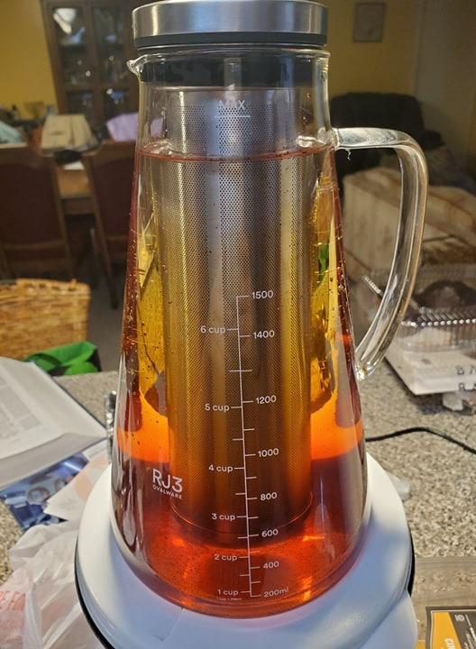 OVALWARE Airtight Cold Brew Iced Coffee Maker Pitcher with Spout - 1.5L/ 51oz Brewing Glass Carafe with Removable Stainless Steel Filter customer photo 2