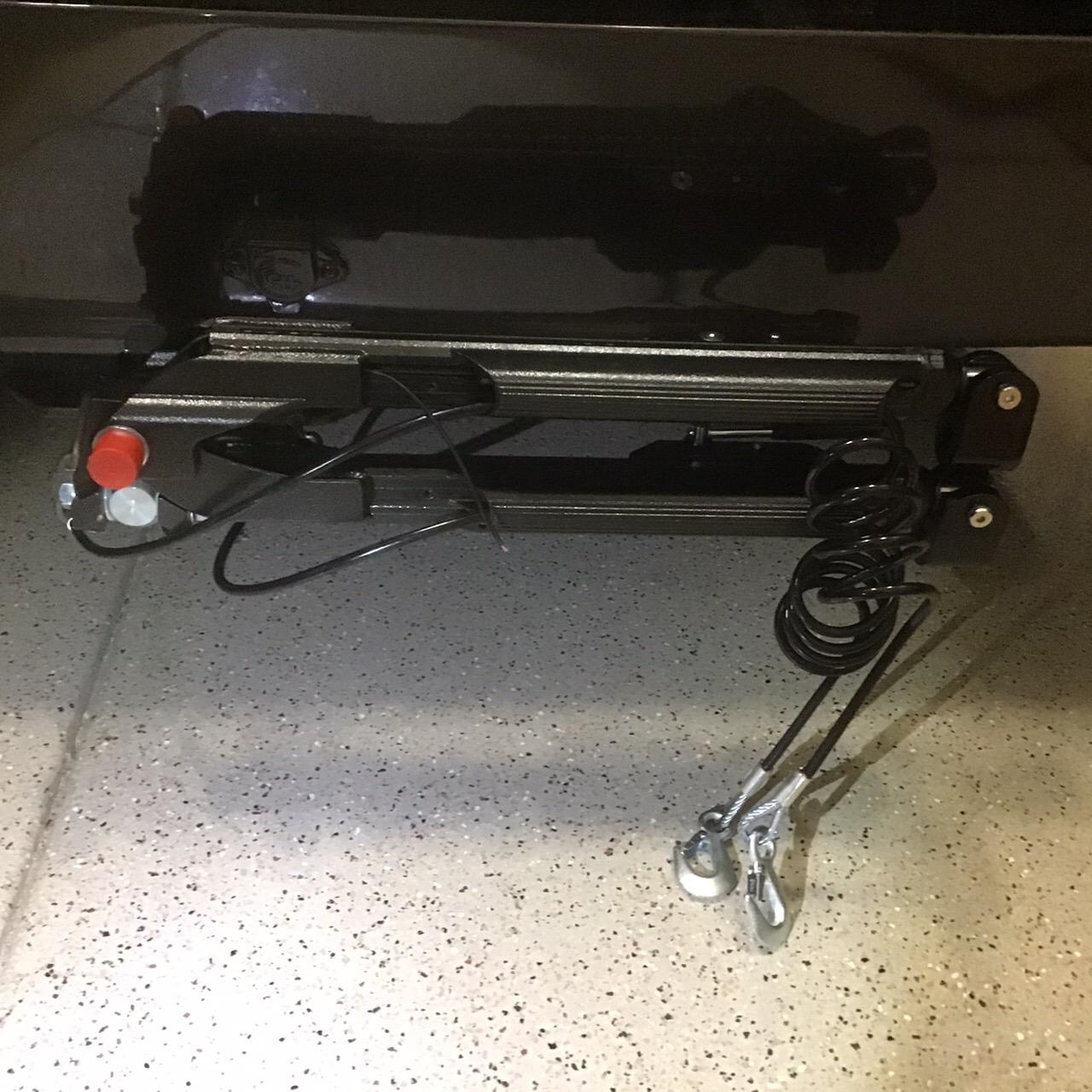 Roadmaster 676 Nighthawk Tow Bar fits Roadmaster Baseplates | Hauls Up to 8,000 lbs | Non-Binding Design | Multi-Functional LEDs | Proudly Made in The USA customer photo 2