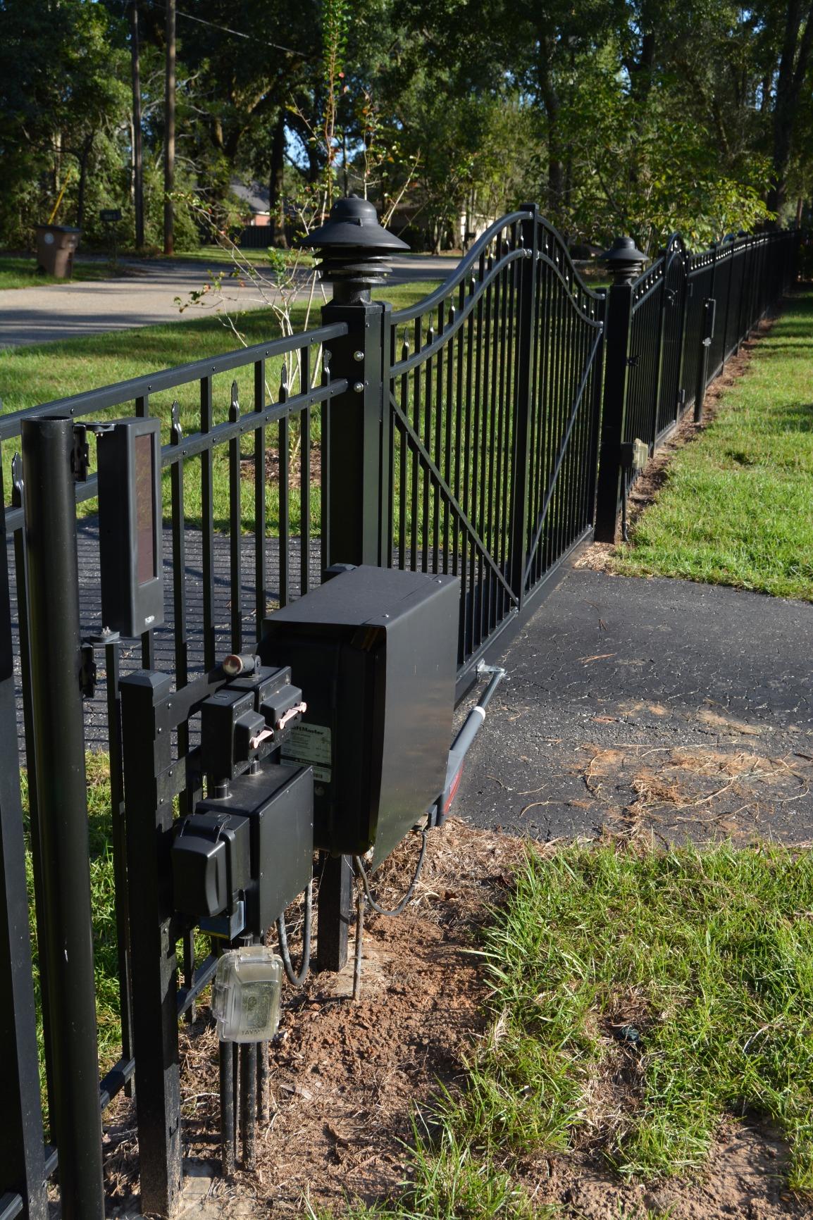 HTZSAFE Solar Wireless Driveway Alarm System- 1/4 Mile Long Transmission Range- 190 Feet Wide Sensor Range- No Wiring No Need Replace Battery- Outdoor Weatherproof DIY Security Perimeter Alert System customer photo 2