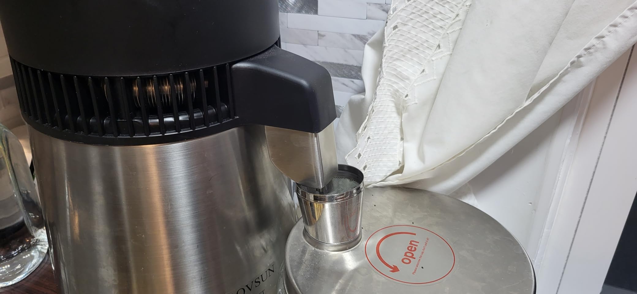 ROVSUN Upgraded 1.1 Gallon/4L Water Distiller Stainless Steel for Home, 750W Distilled Water Maker Machine, Water Distillers Countertop, Water Maker Purifier with Glass Container, 1L/H customer photo 1