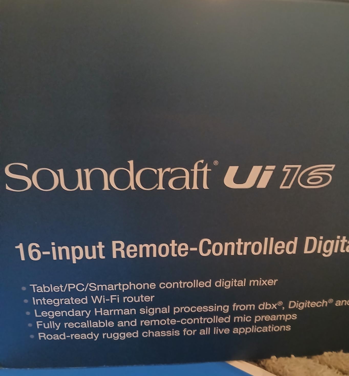 Soundcraft Ui24R Rack-Mountable Tablet-Controlled 24-Input Digital Audio Mixer with Onboard Signal Processing customer photo 1