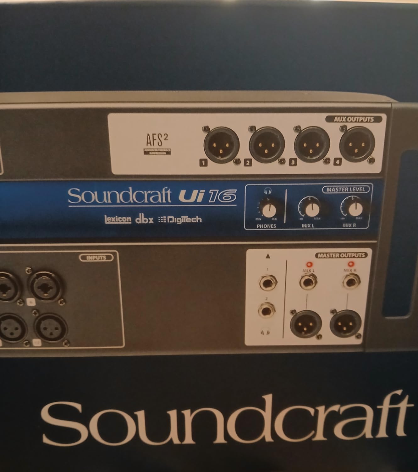 Soundcraft Ui24R Rack-Mountable Tablet-Controlled 24-Input Digital Audio Mixer with Onboard Signal Processing customer photo 2
