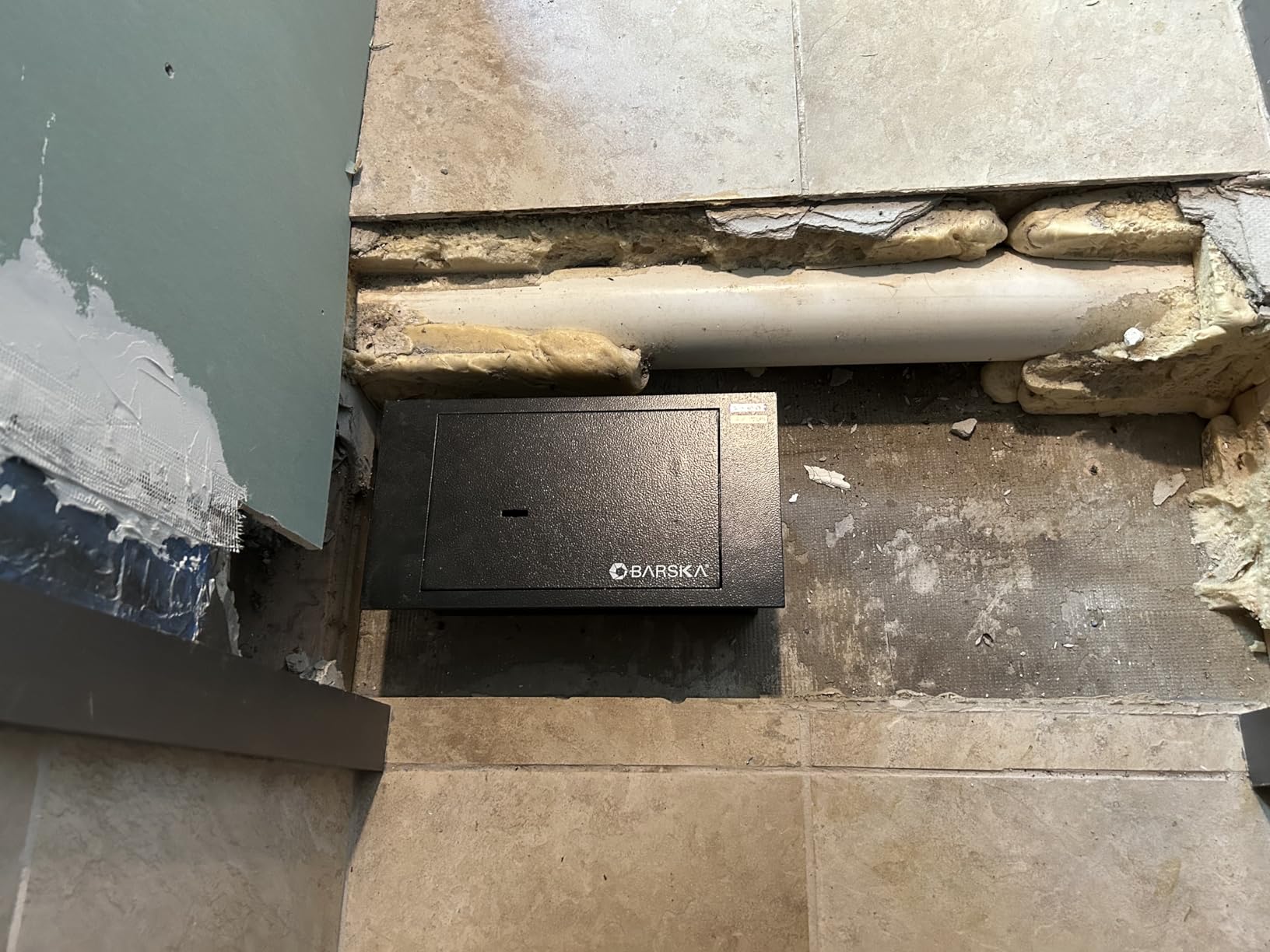 Barska Underground Floor Safe - 0.89 Cu. Ft., Solid Steel, 3 Locking Deadbolts, Anti-Pry Hinges customer photo 2