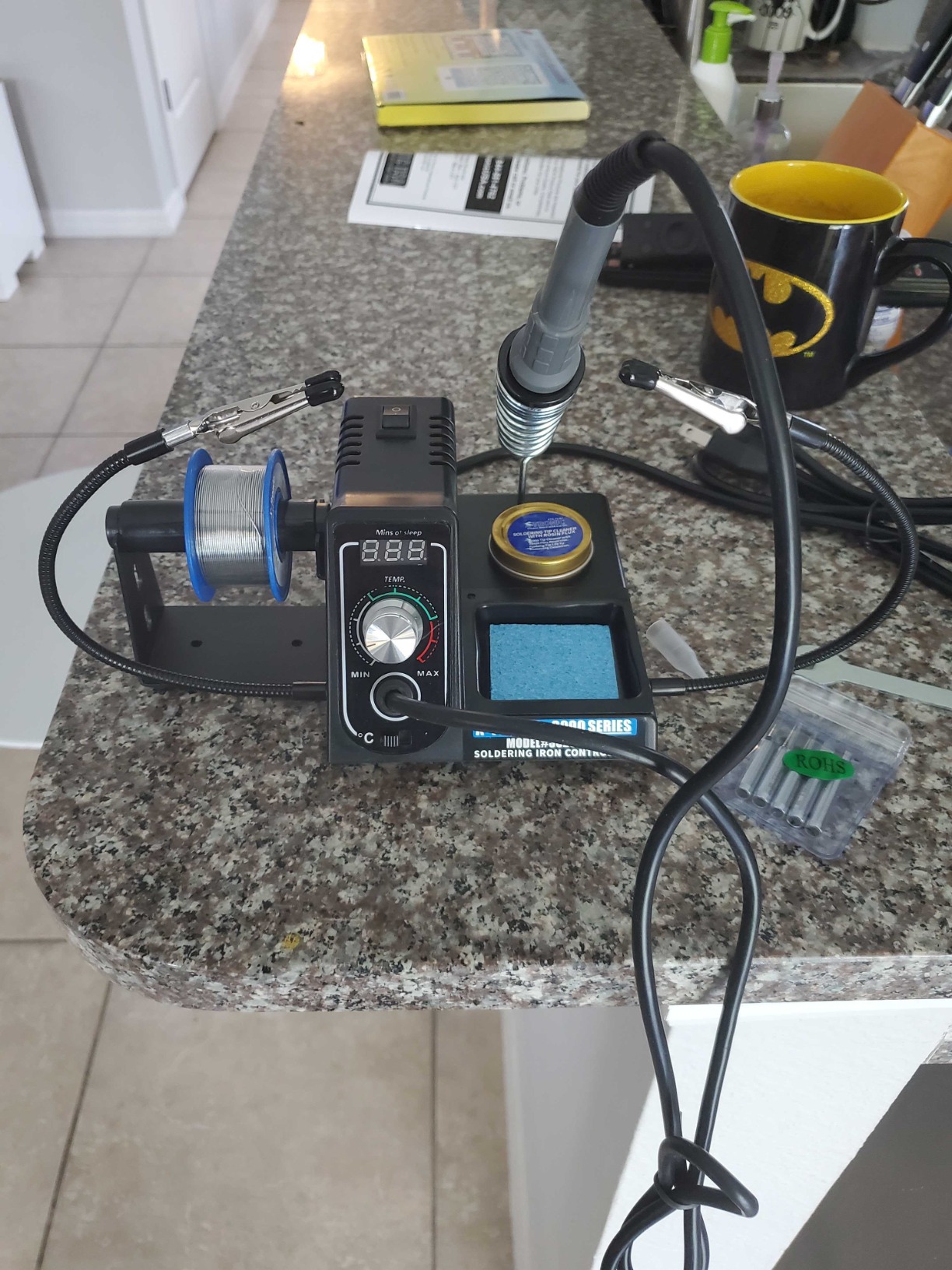 The Original X-Tronic 3020-XTS 75W Soldering Iron Station Kit 2 Helping Hands Silicone Tool Mat 5 Extra Tips 50g Roll of Solder Brass Sponge Cleaning Flux C/F Conversion Auto Sleep! customer photo 2