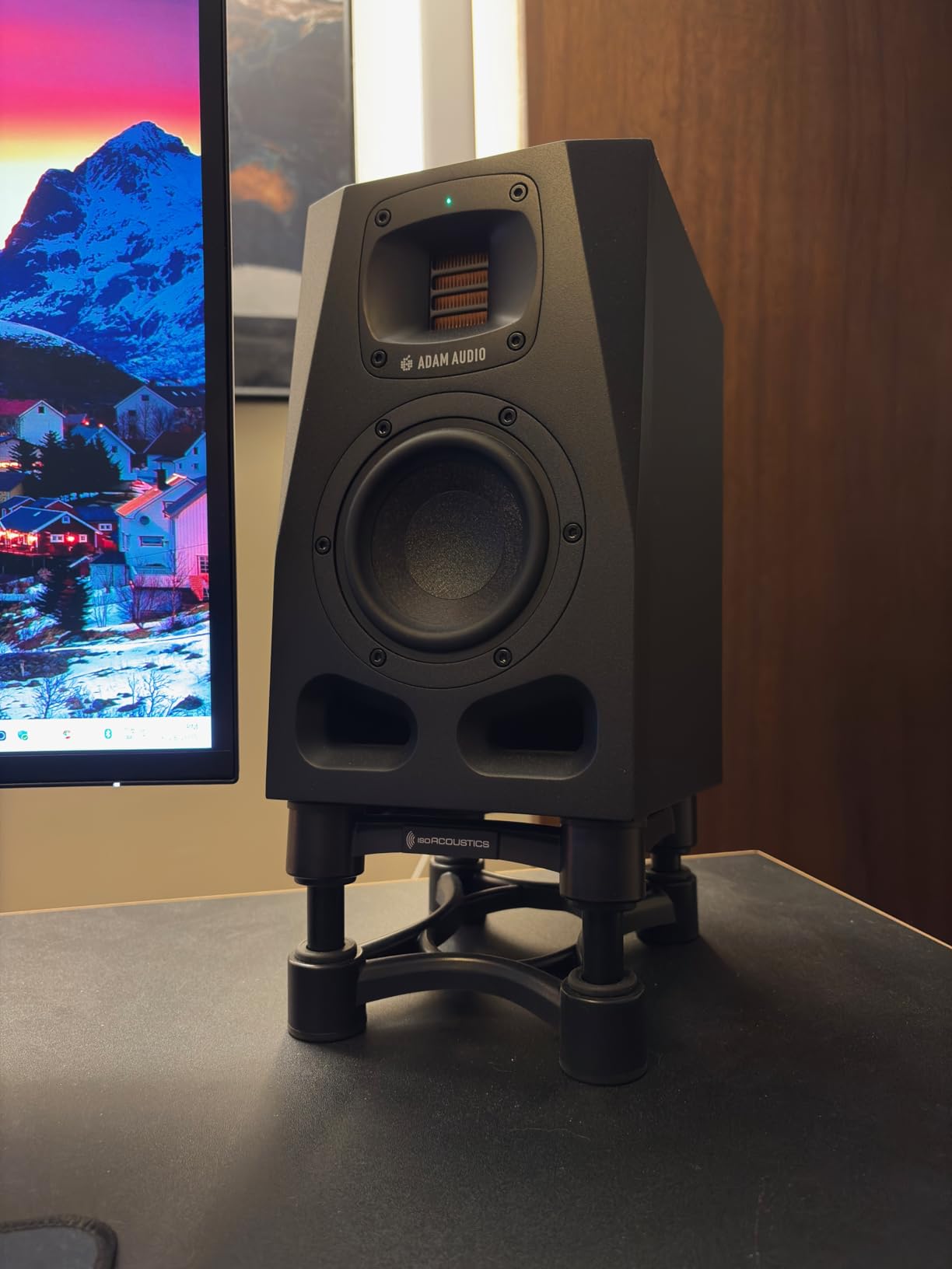 IsoAcoustics Iso-Stand Series Speaker Isolation Stands with Height & Tilt Adjustment: Iso-155 (6.1in x 7.5in) Pair customer photo 2