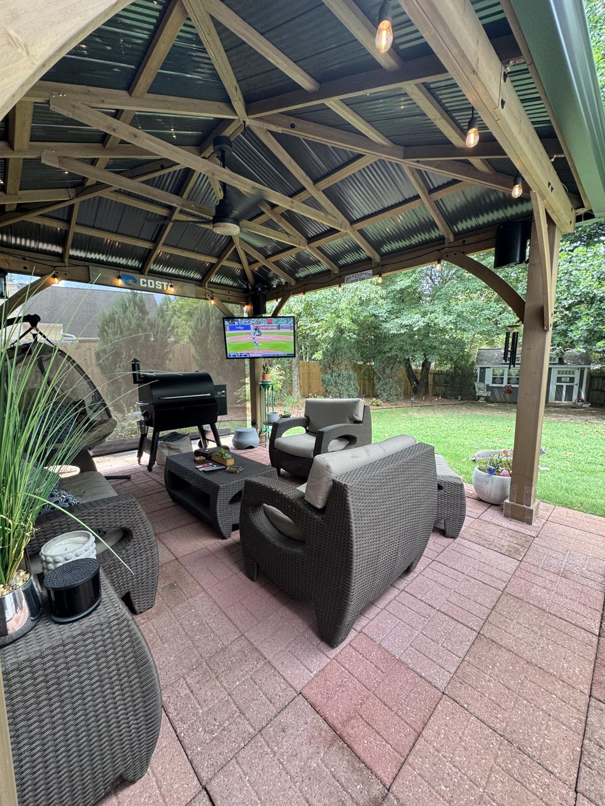 Polk Audio Atrium SUB100 Outdoor Passive Subwoofer, Features 10