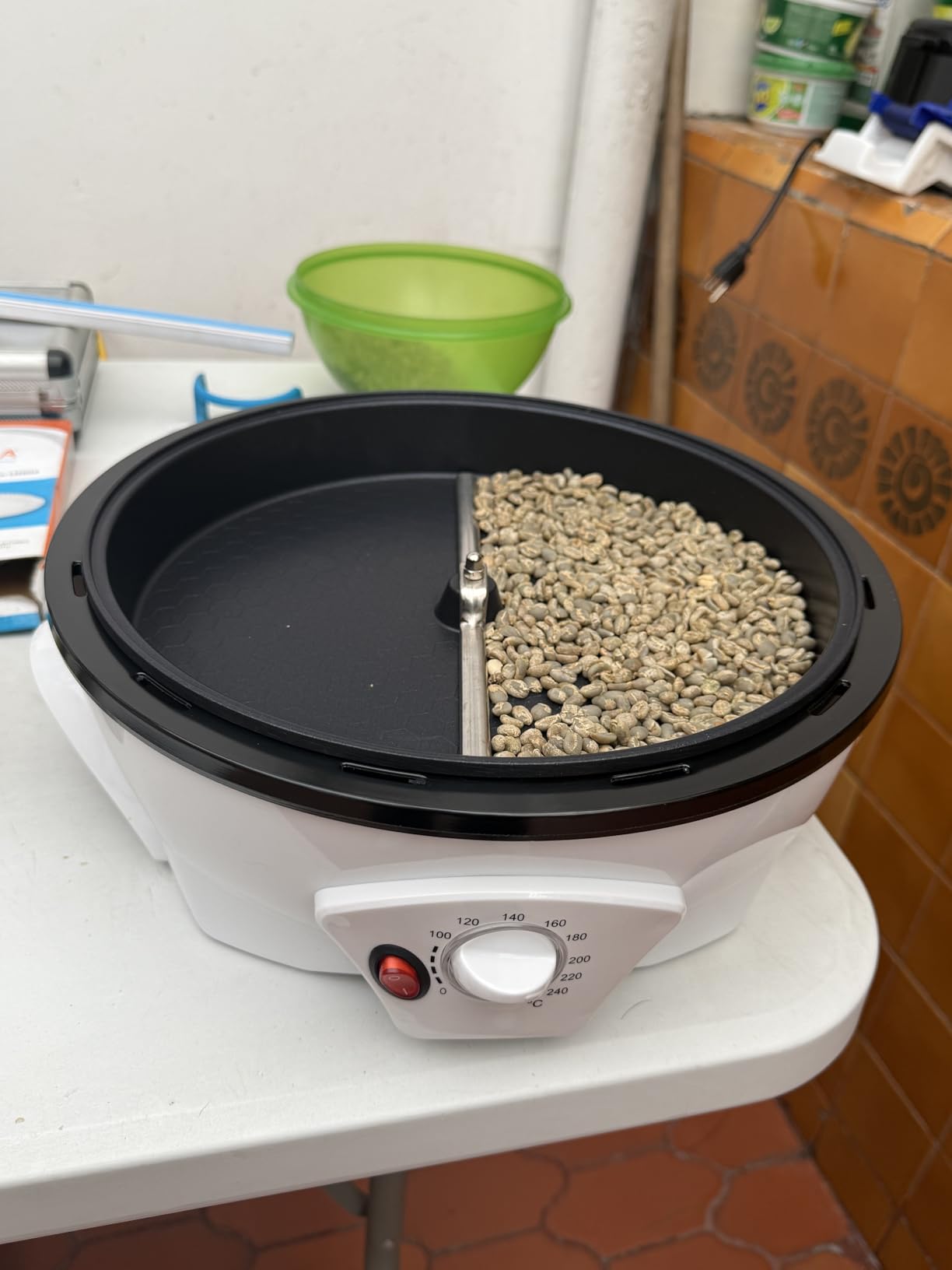 JIAWANSHUN Electric Coffee Bean Roaster for Home Use 1.1lb Capacity Temperature Control (0-240°C), Non-Stick, Perfect for Beginner Roasting, 1200W, 110V customer photo 1