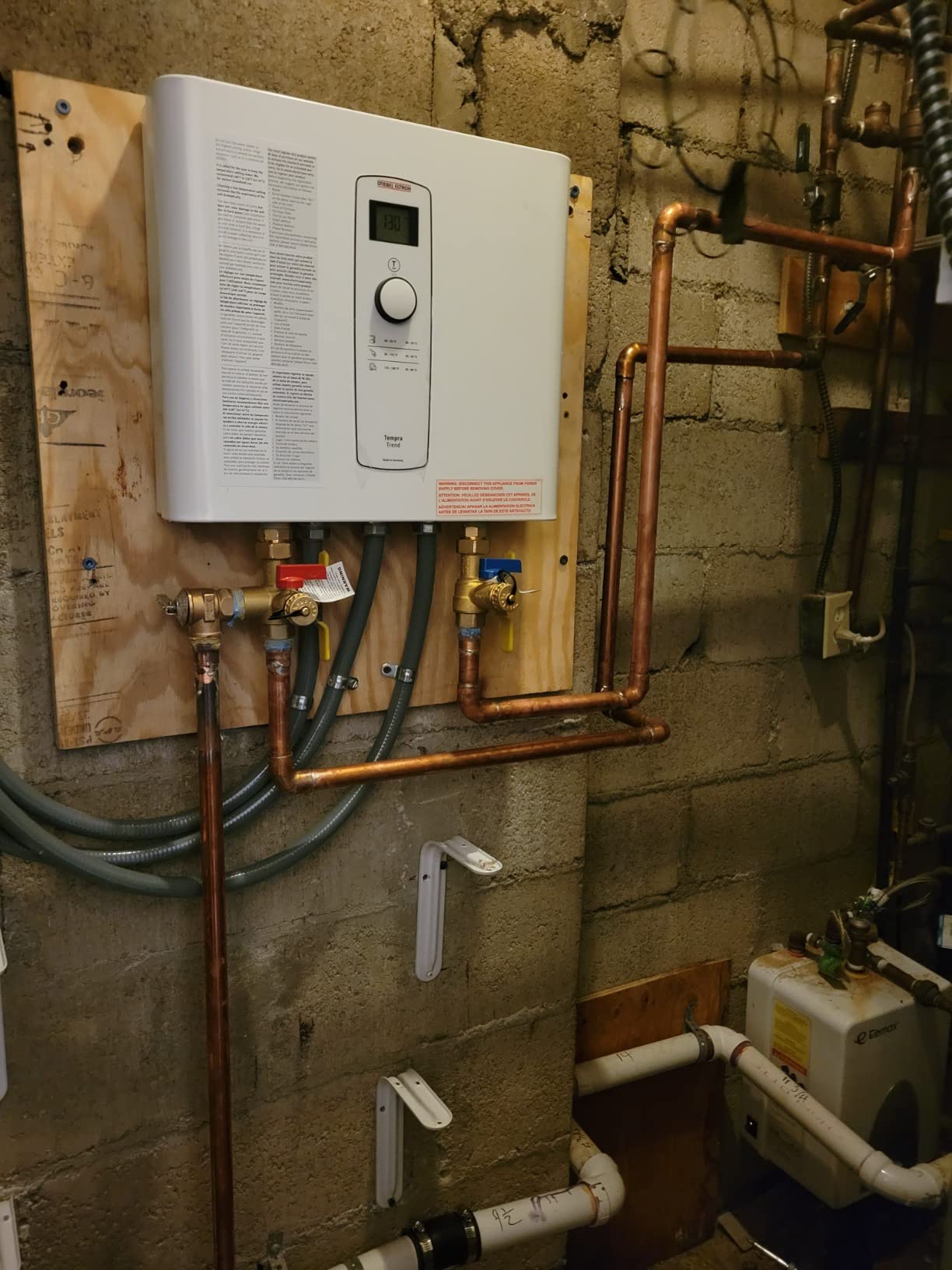 Stiebel Eltron Tankless Water Heater - Tempra 29 Trend - Electric, 28.8kW, On Demand Hot Water, Eco, White, Made in Germany customer photo 1