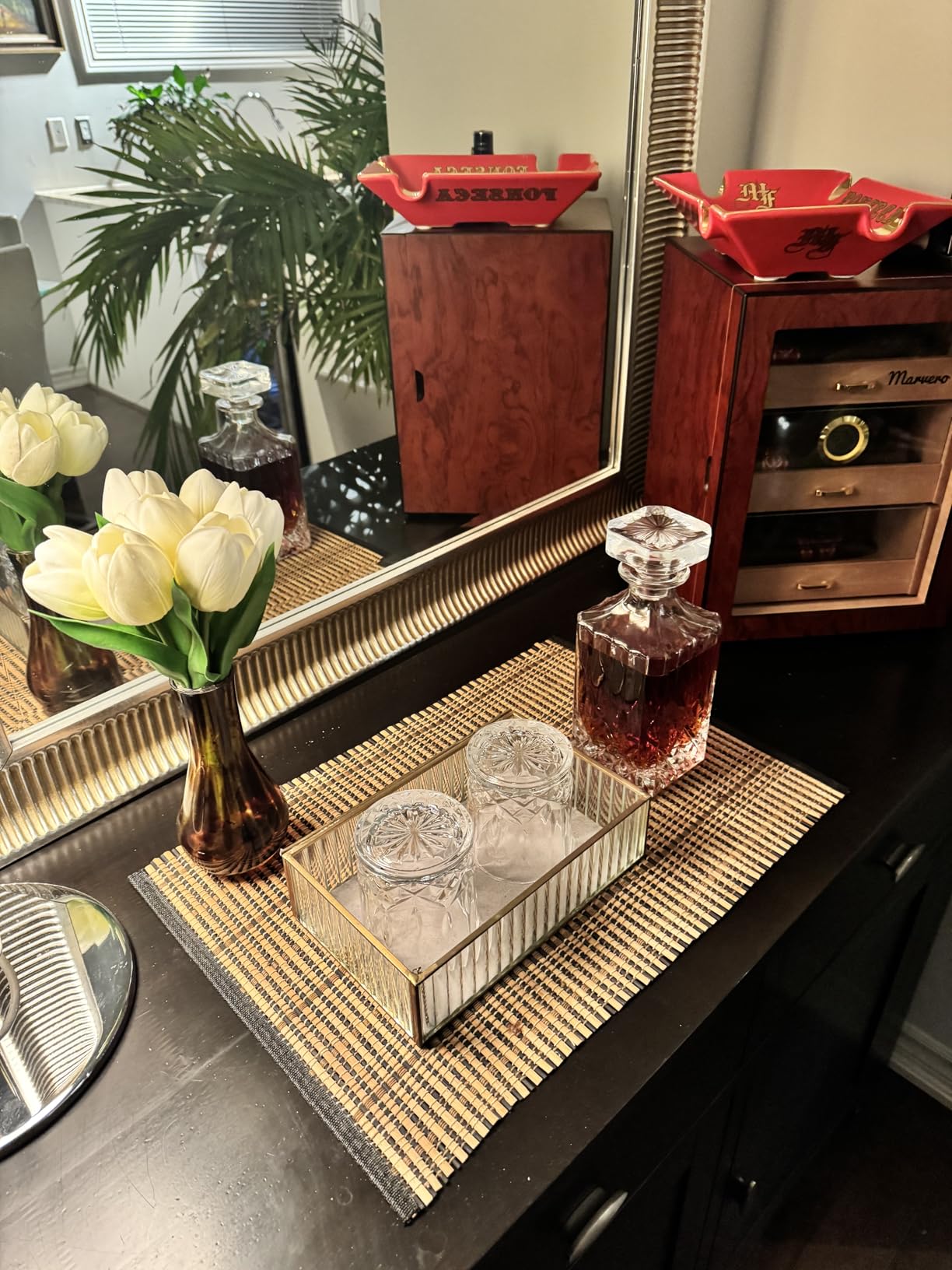 ELIDOMC 5PC Italian Crafted Crystal Whiskey Decanter & Whiskey Glasses Set customer photo 1