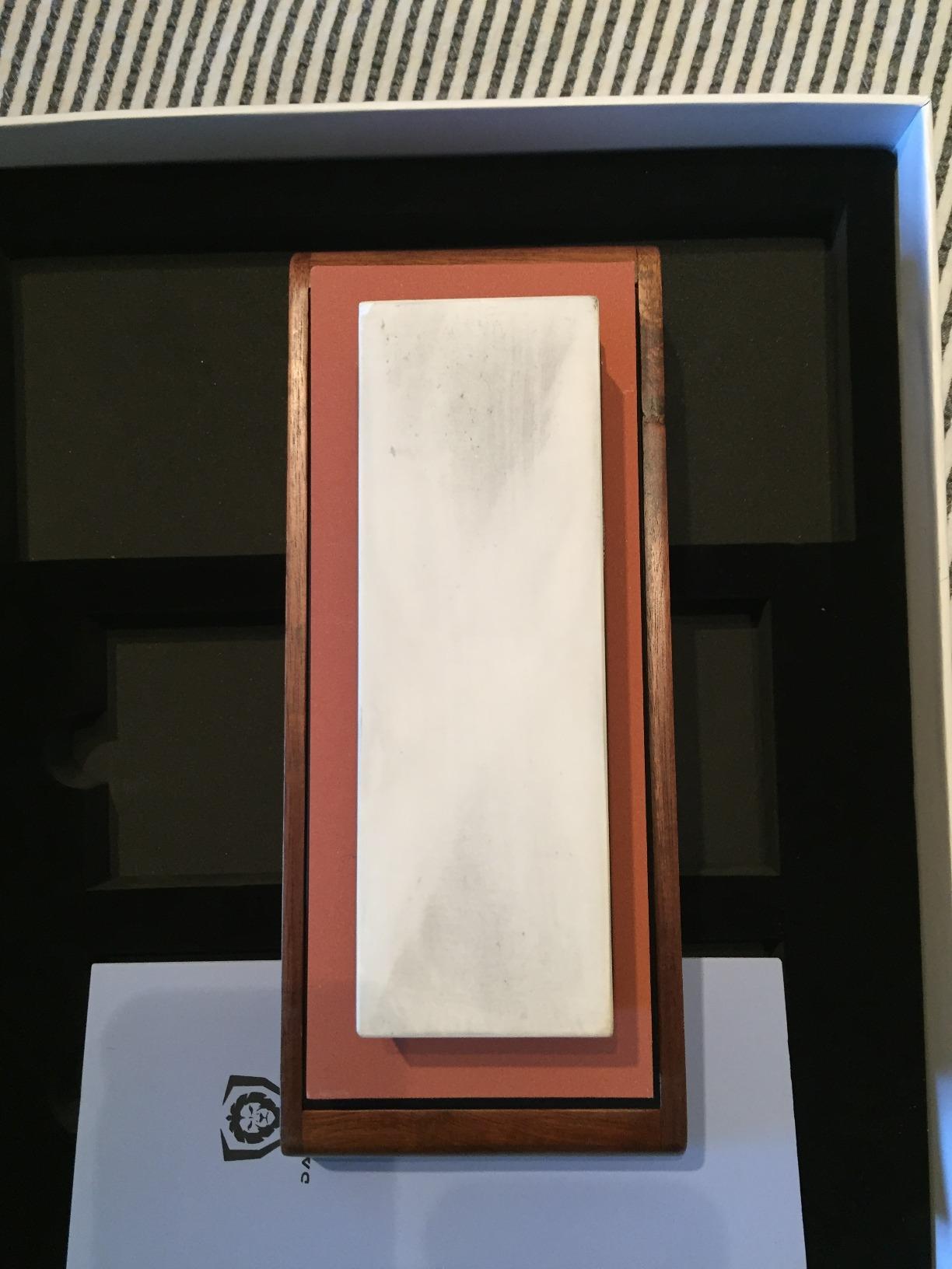 Dalstrong Whetstone Set #1000/#6000 - XL Corundum Sharpening Stones - For Restoring Dull Knives, Maintaining Any Kitchen Blade, Beginner to Pro - Non-Slip Base, Angle Guide, Customer Support customer photo 2