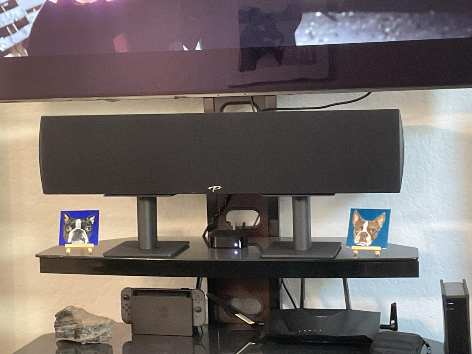 Kanto SP9 Rising Desktop Speaker Stands for Small/Medium Bookshelf Speakers & Compact/Mid-Size 2in-4in Studio Monitors | 8.3in Tall | Black | Pair customer photo 2